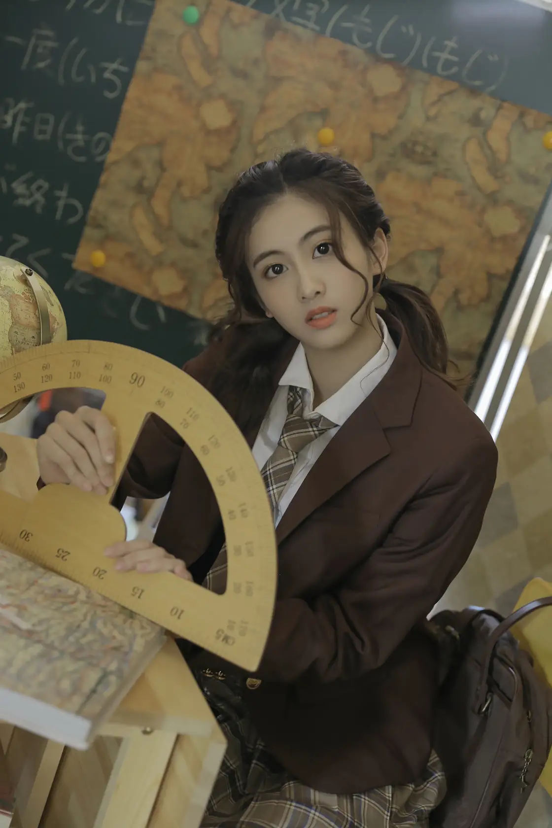 [艺图语] 2022.07.13 Vol.1468 – 下节课自习 潘珺雅#[20P]-3