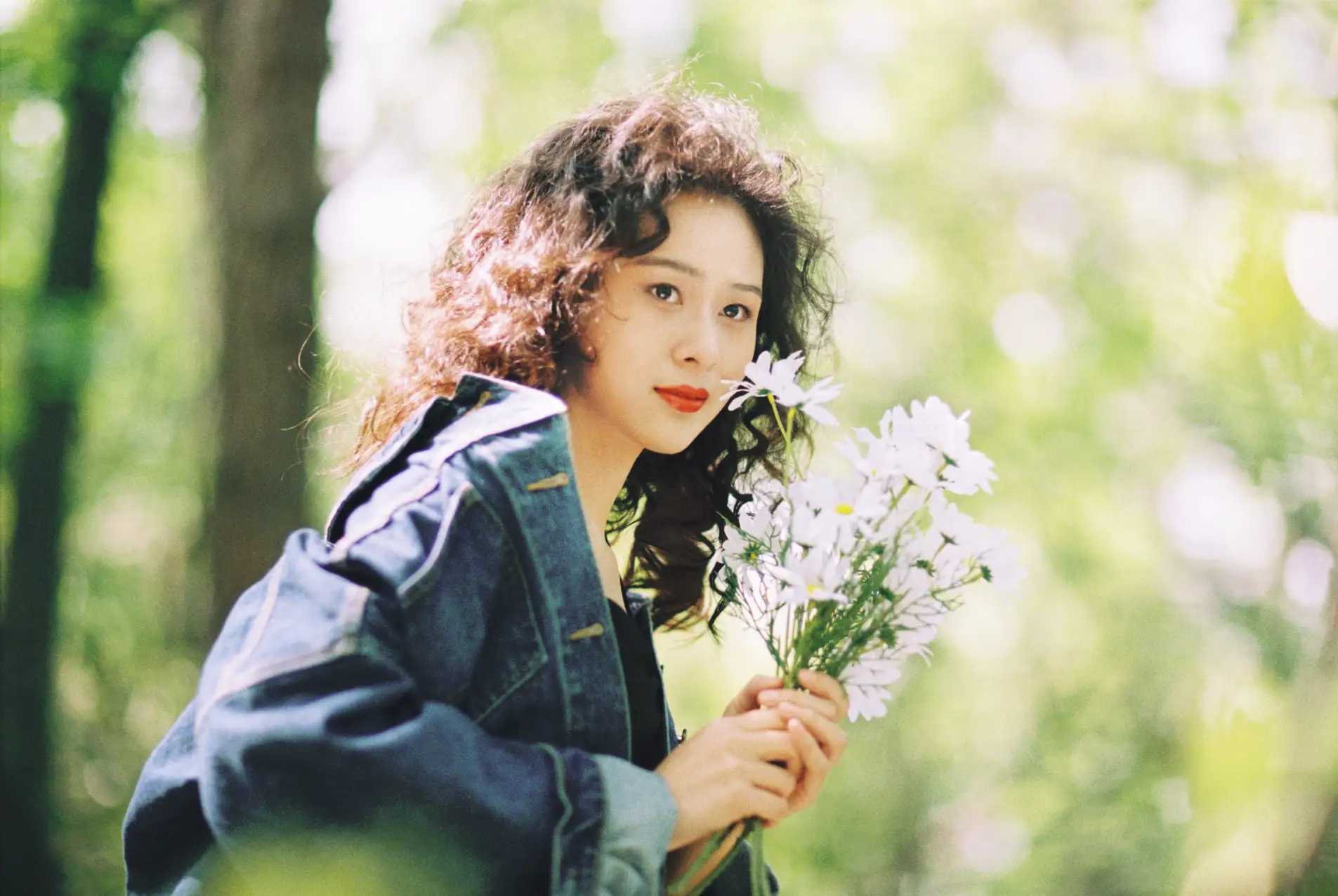 [艺图语] 2022.05.17 Vol.0908 – 港风胶片 sisi#[24P]-4