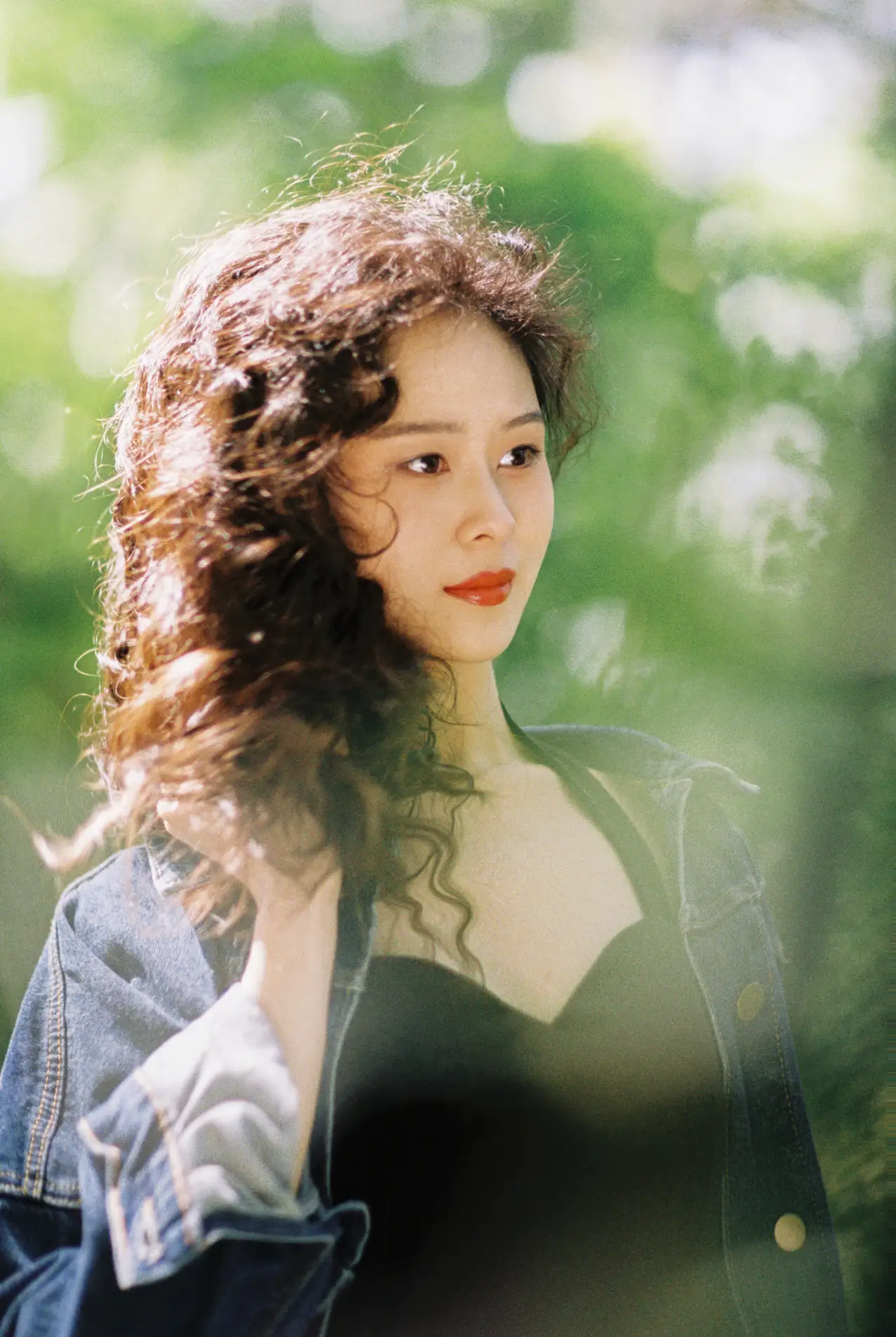 [艺图语] 2022.05.17 Vol.0908 – 港风胶片 sisi#[24P]-5