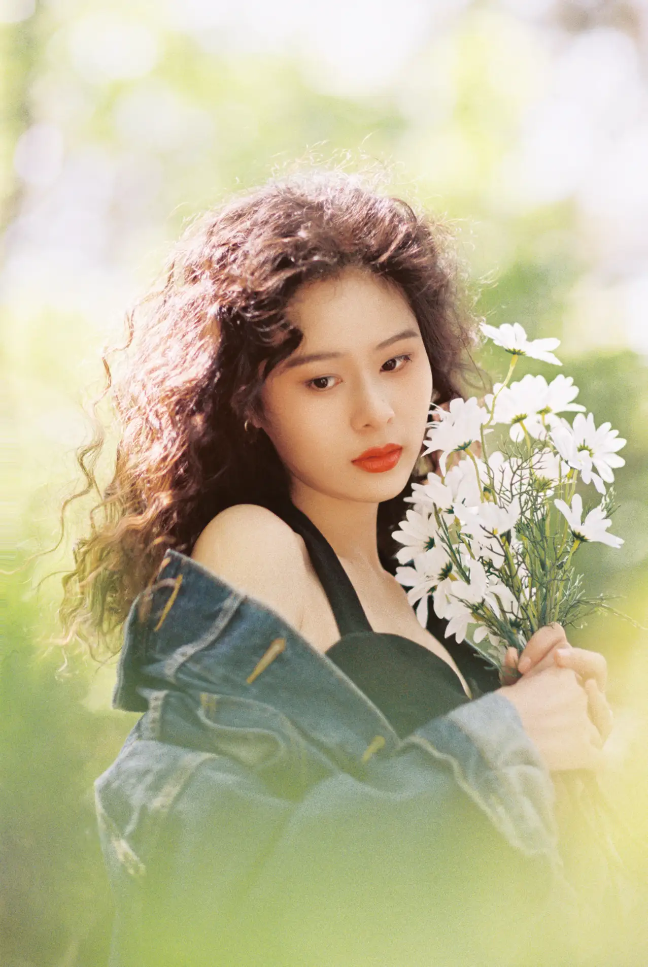 [艺图语] 2022.05.17 Vol.0908 – 港风胶片 sisi#[24P]-8