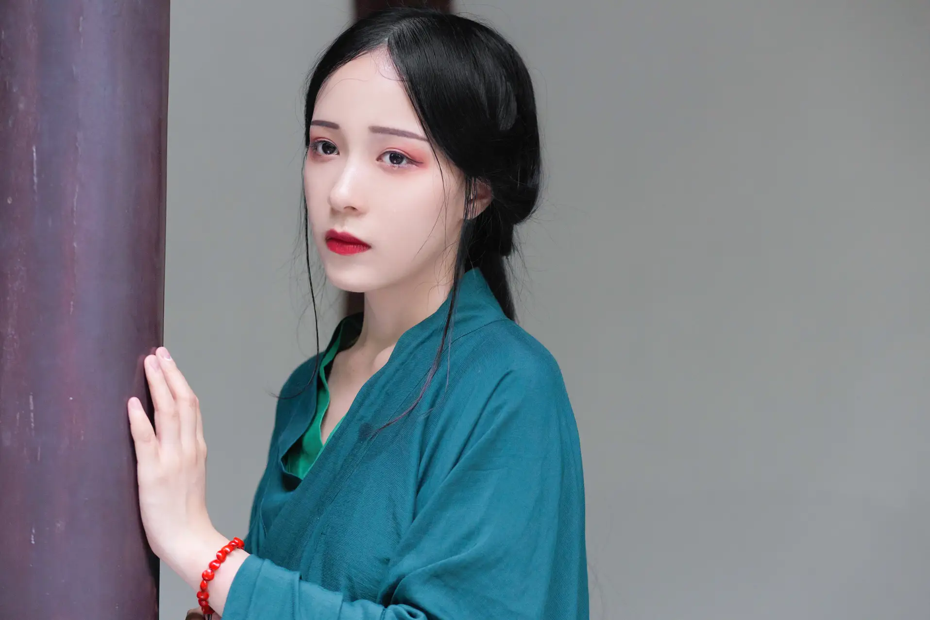 [艺图语] 2021.11.01 Vol.409 – 红豆 木冉#[41P]-8