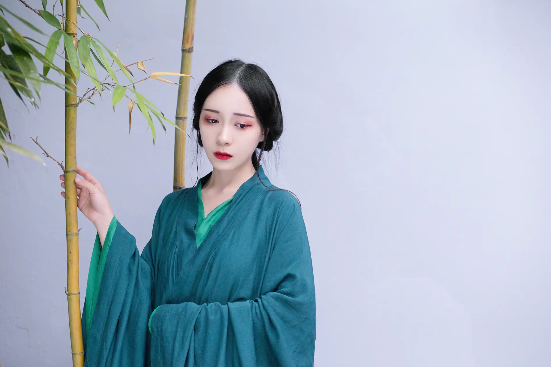 [艺图语] 2021.11.01 Vol.409 – 红豆 木冉#[41P]-1