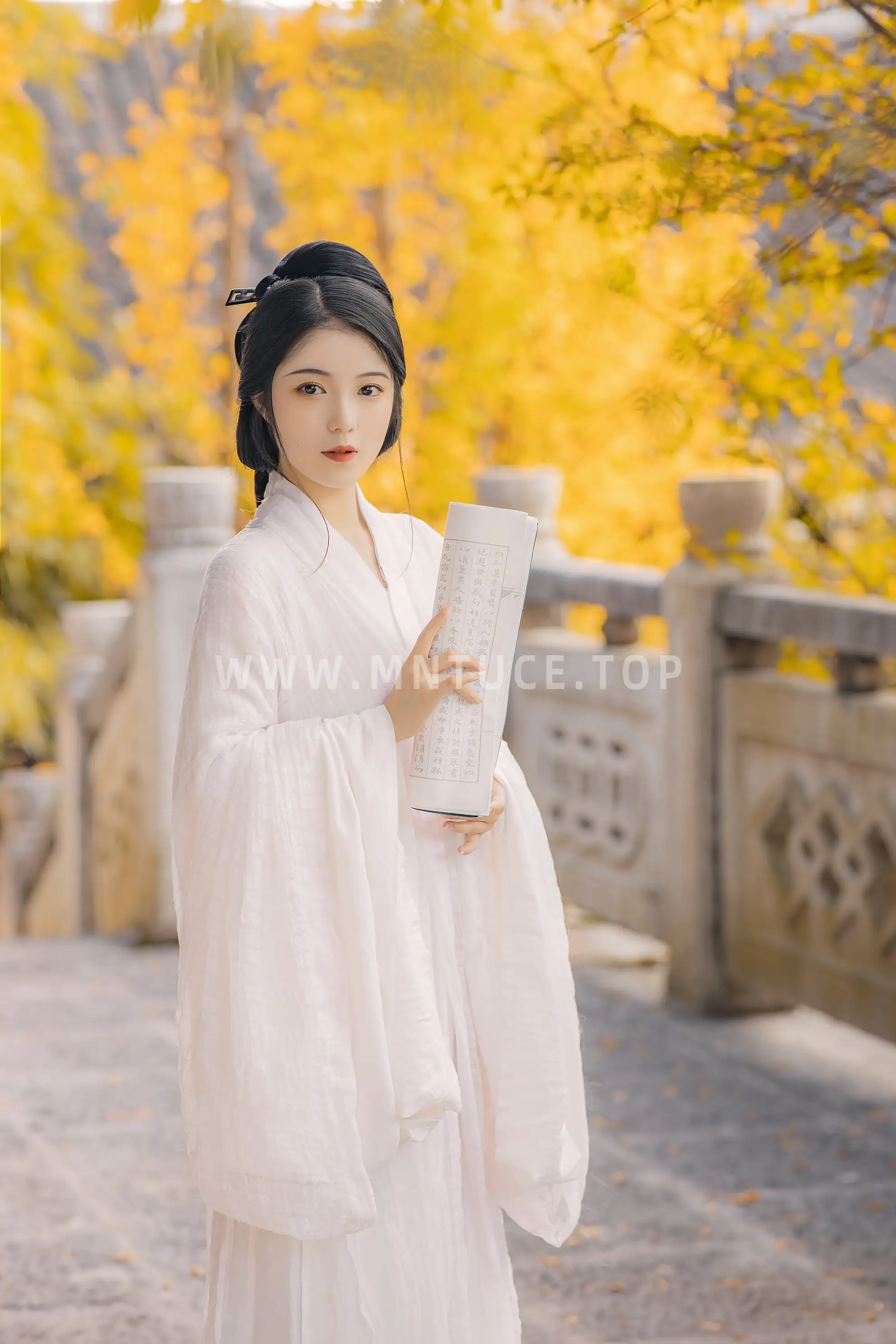 [艺图语] 2022.06.17 Vol.1204 – 莫相识 童童#[22P]-9