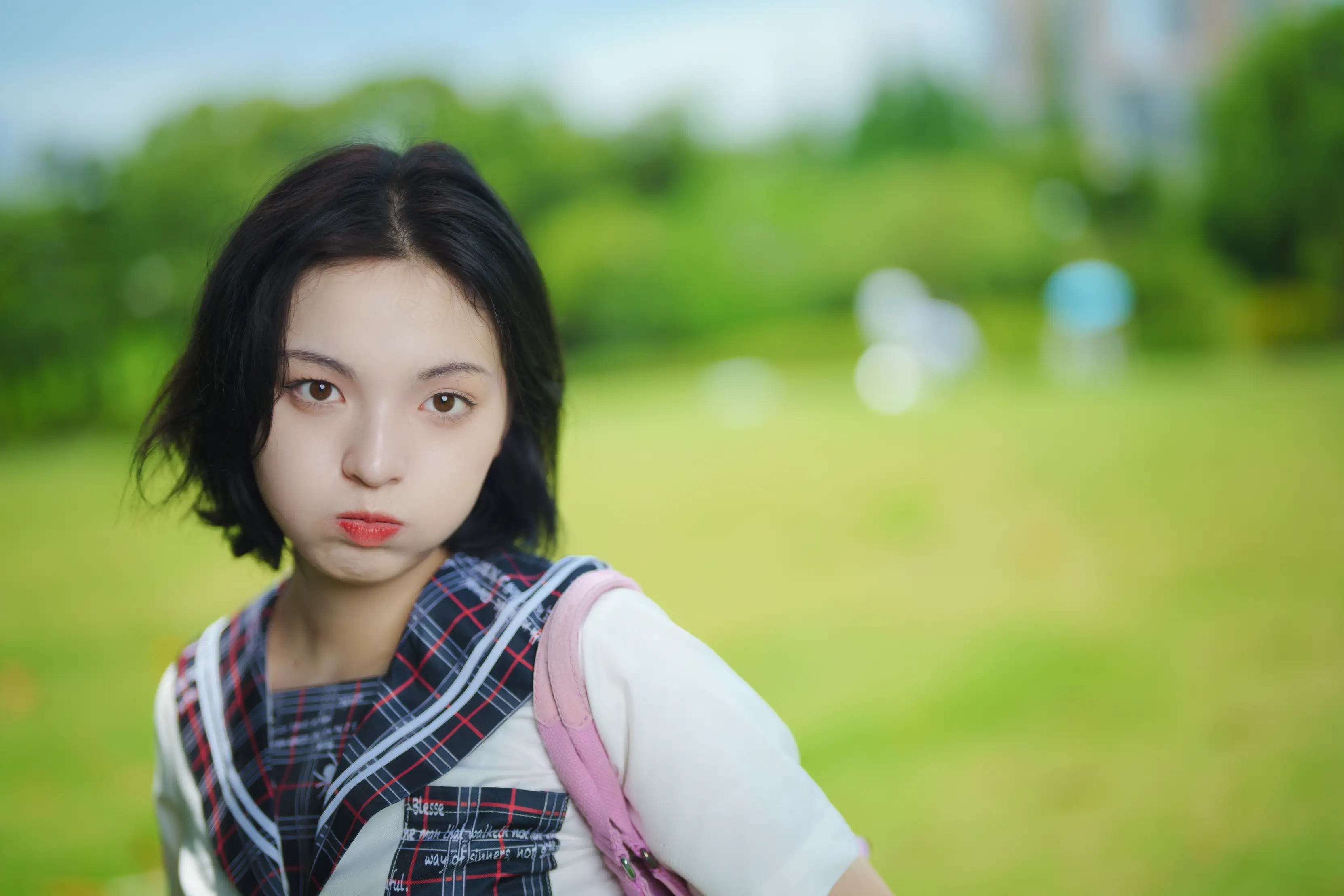 [艺图语] 2021.11.12 Vol.441 – 花田里的JK少女 dudu#[51P]-1