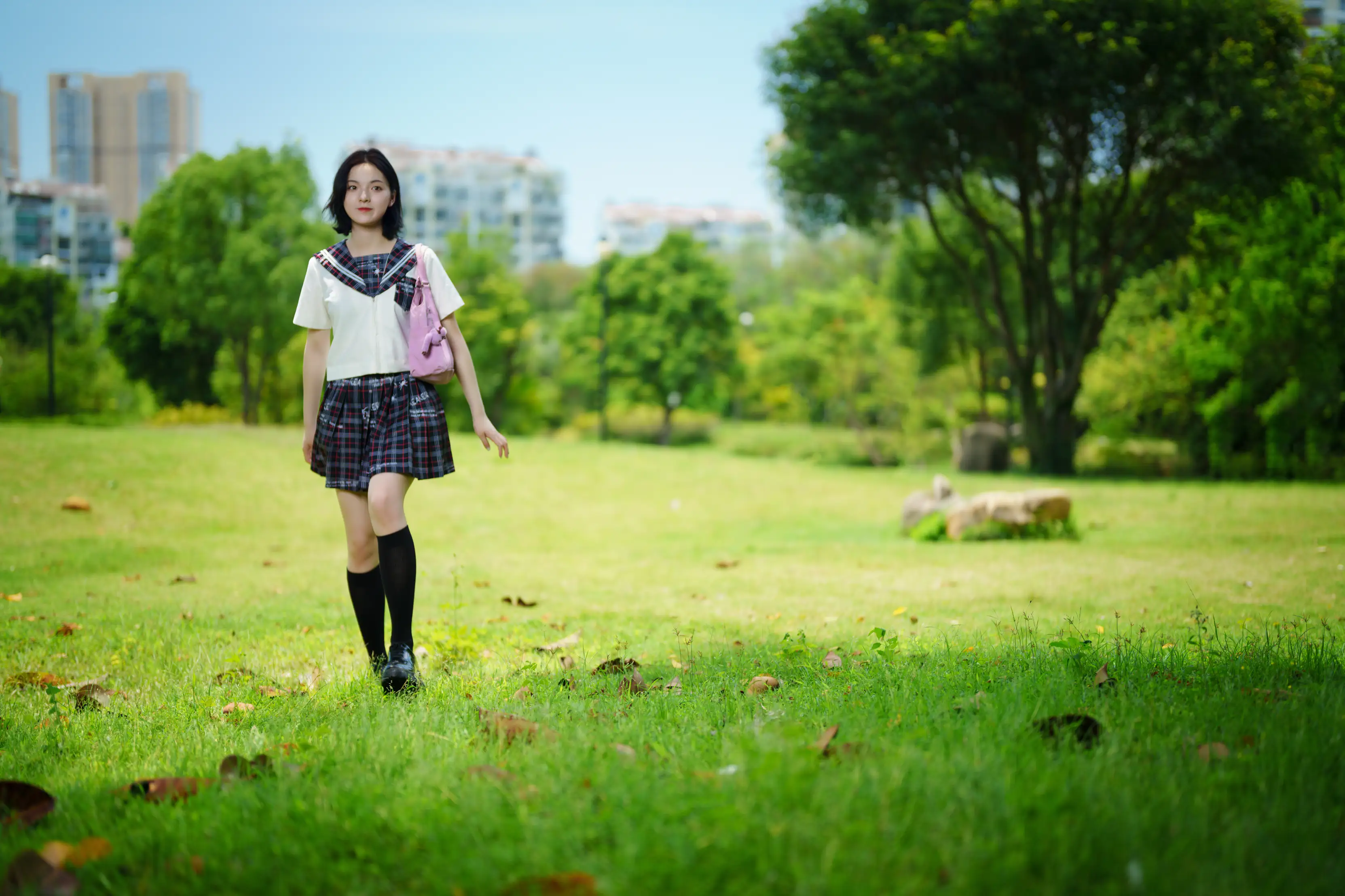 [艺图语] 2021.11.12 Vol.441 – 花田里的JK少女 dudu#[51P]-3