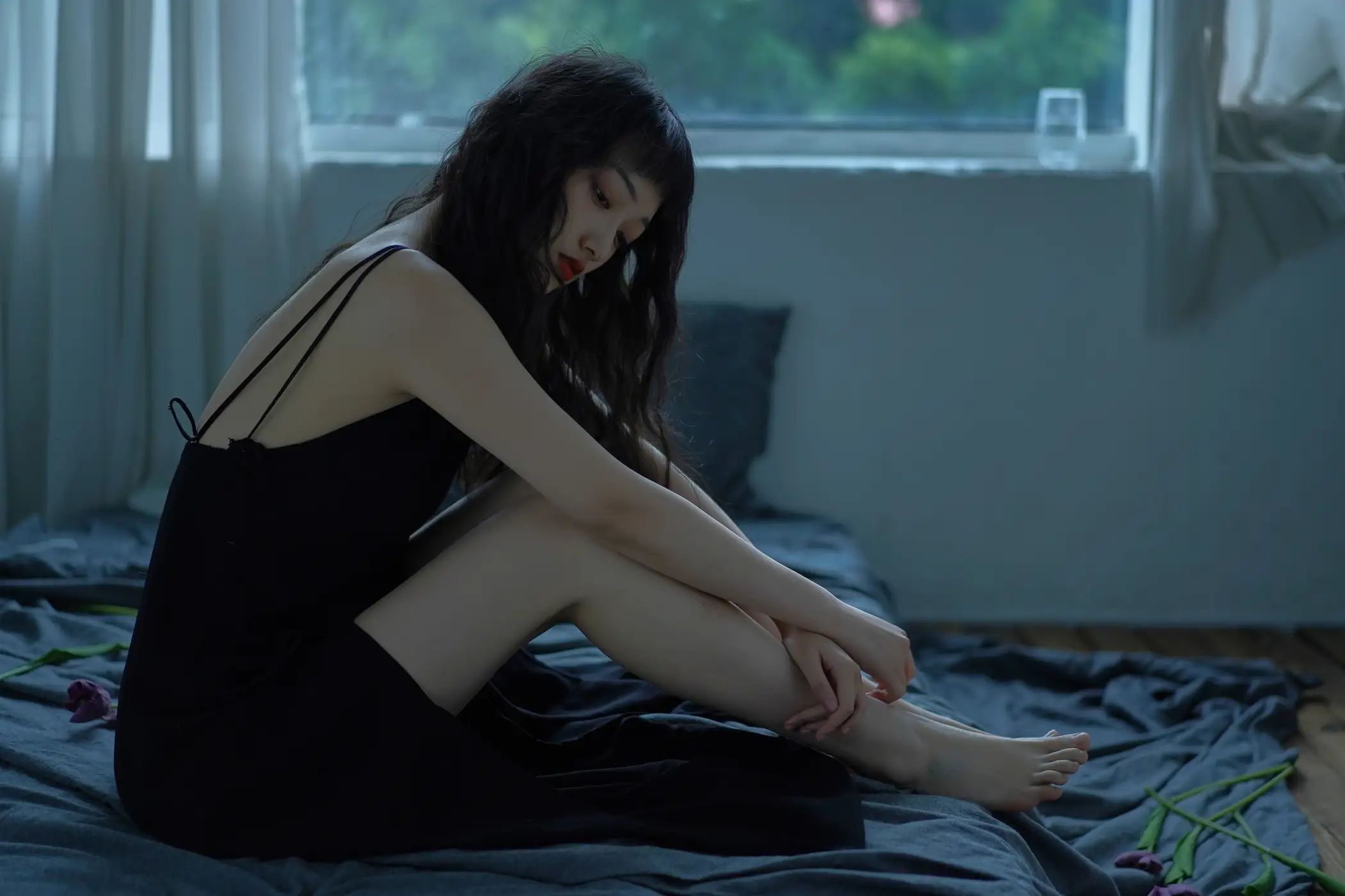 [艺图语] 2022.06.07 Vol.1104 – 被雨伤透 潇潇#[27P]-1