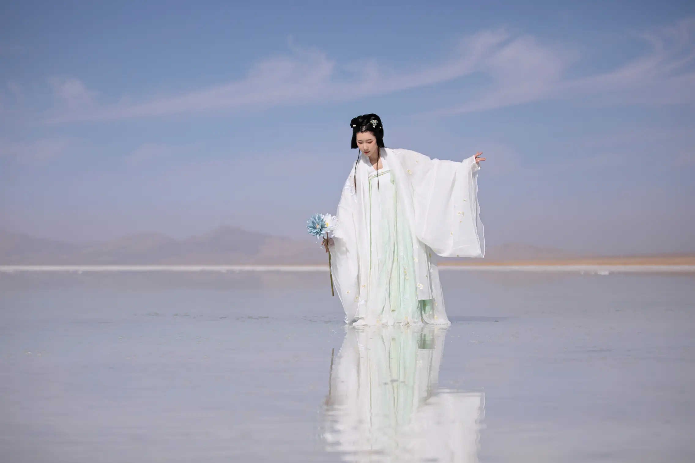 [艺图语] 2022.07.05 Vol.1391 – 云霄 木景抒#[22P]-8