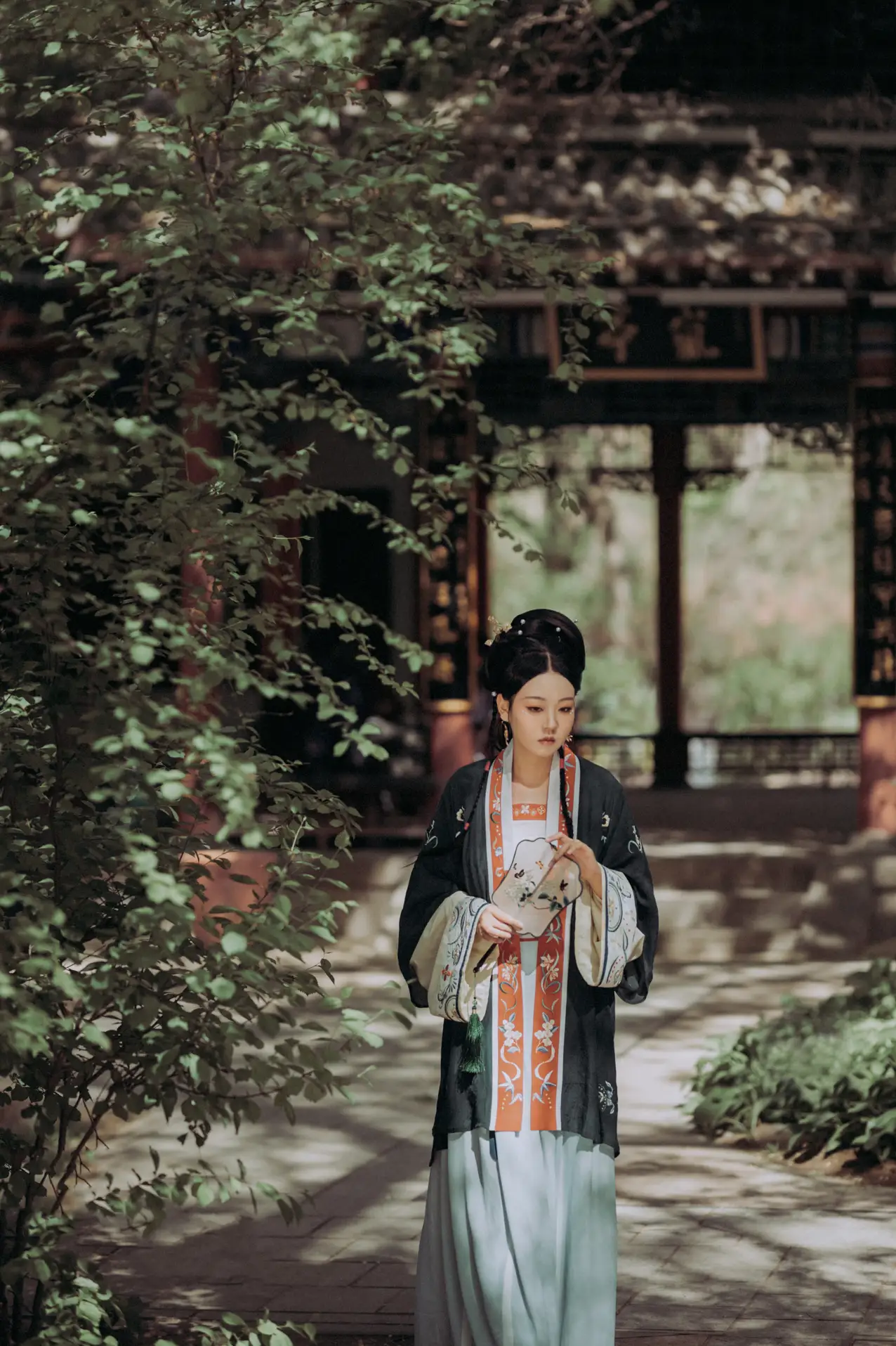 [艺图语] 2021.10.06 Vol.332 – 伤春逝 茜茜#[25P]-4