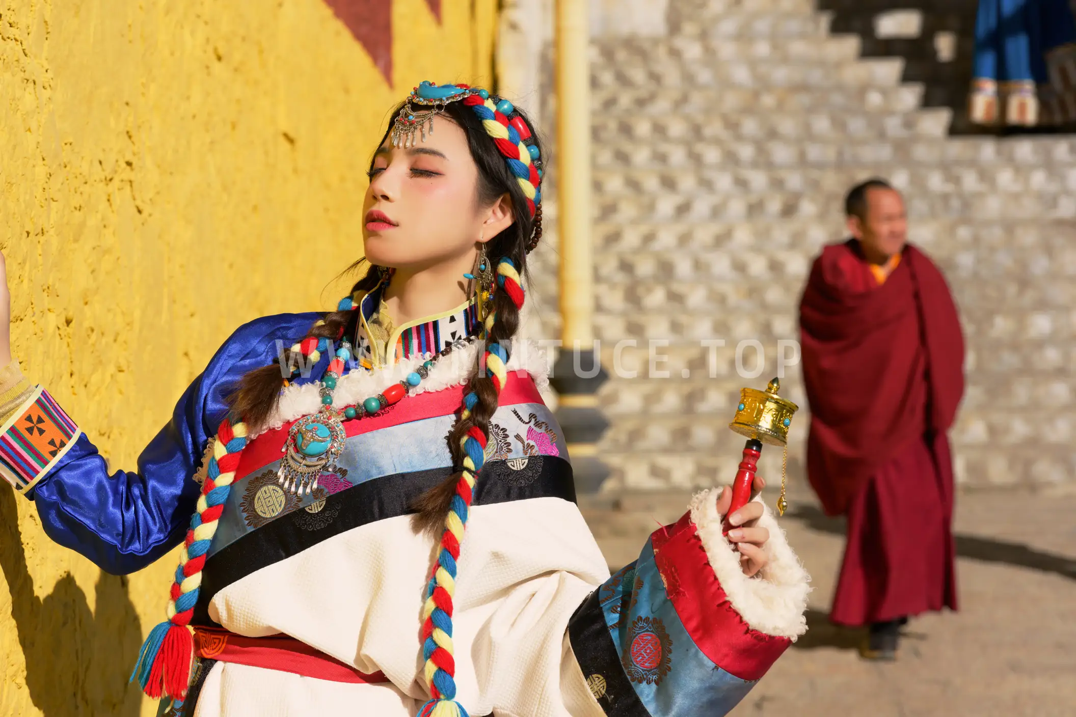 [艺图语] 2022.06.26 Vol.1292 – 礼赞松赞林 贰加六#[37P]-9