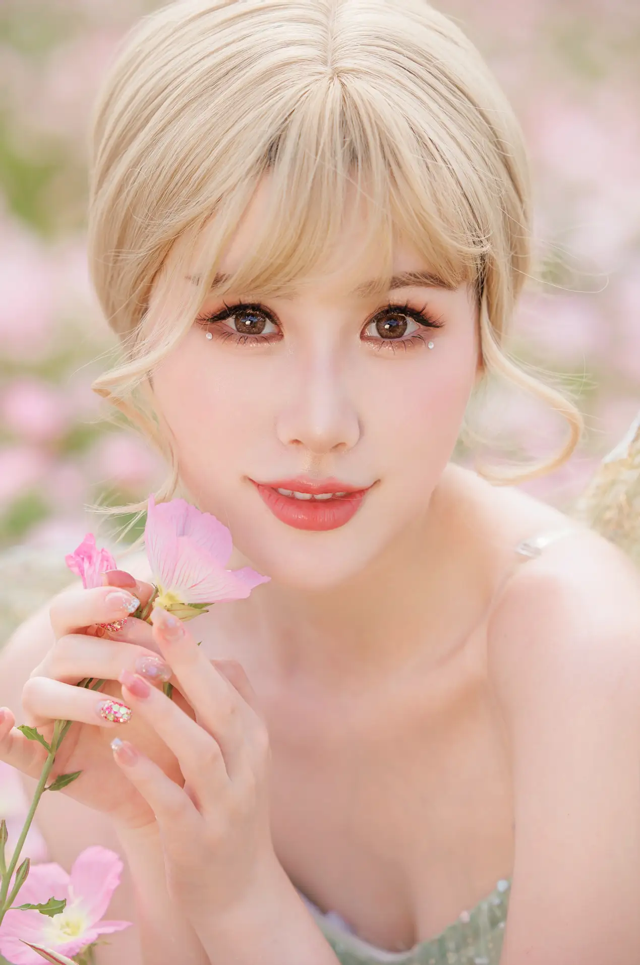 [艺图语] 2022.07.07 Vol.1407 – 精灵 珊珊#[39P]-1