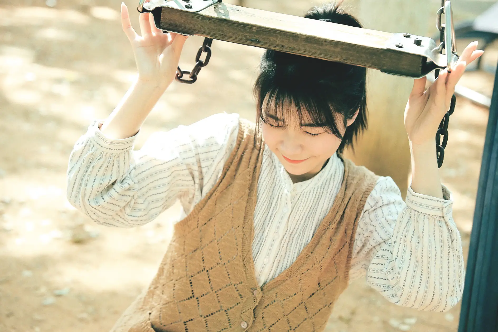 [艺图语] 2022.05.18 Vol.0921 – 夏末微风 紫傲#[25P]-2