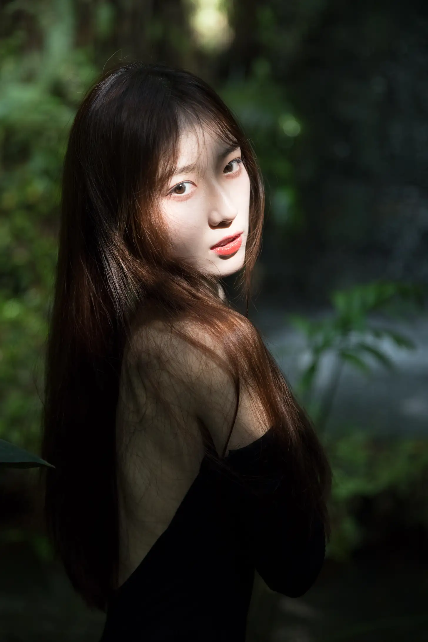 [艺图语] 2021.11.08 Vol.427 – 白月光 KK#[24P]-6