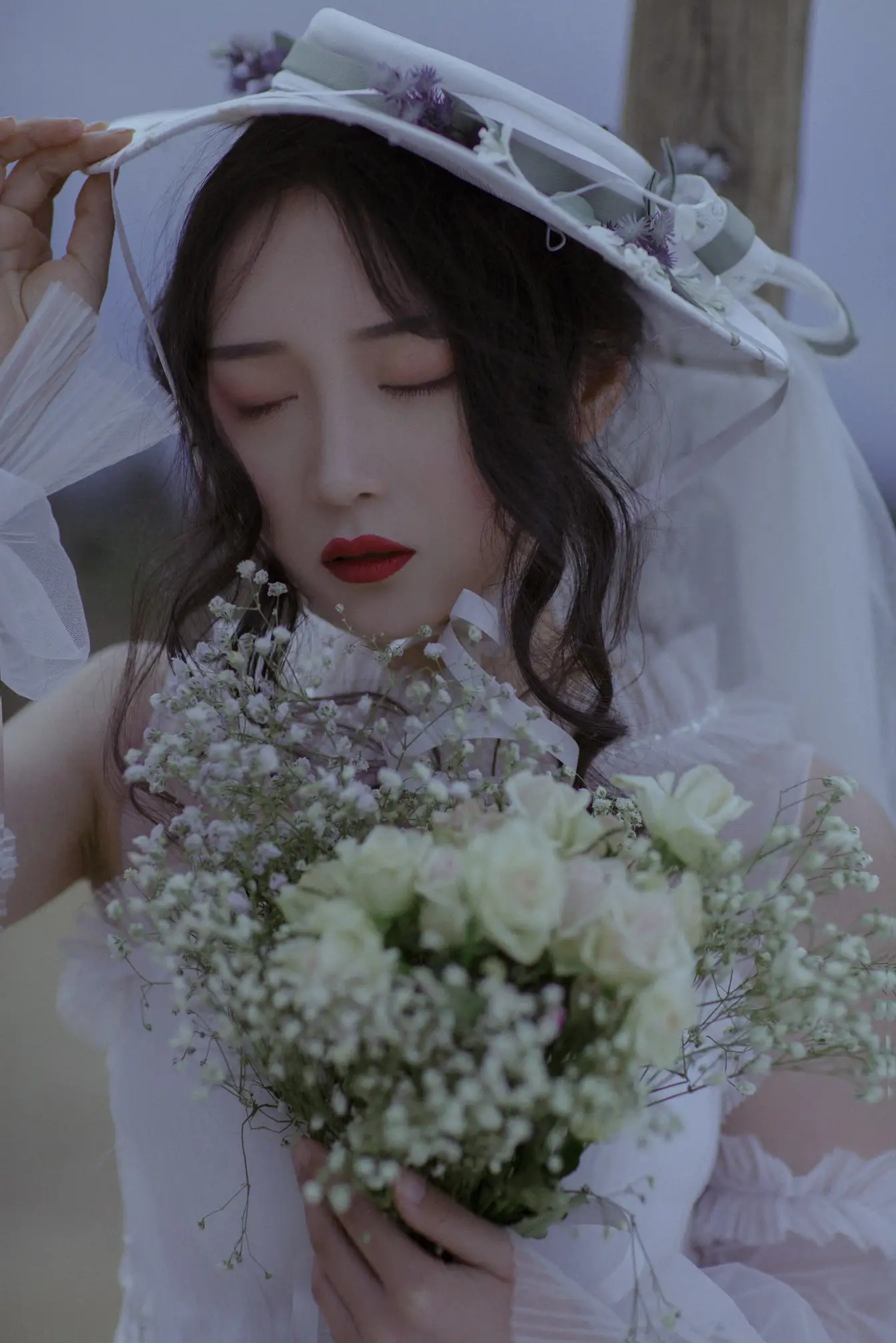 [艺图语] 2022.06.25 Vol.1289 – 为自己穿一次婚纱 月下桑小川#[33P]-1