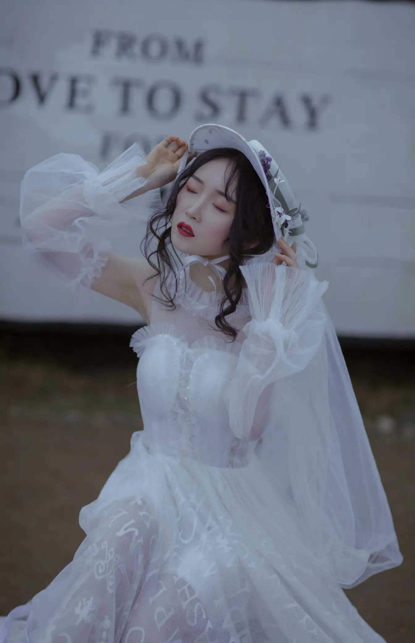 [艺图语] 2022.06.25 Vol.1289 – 为自己穿一次婚纱 月下桑小川#[33P]-2