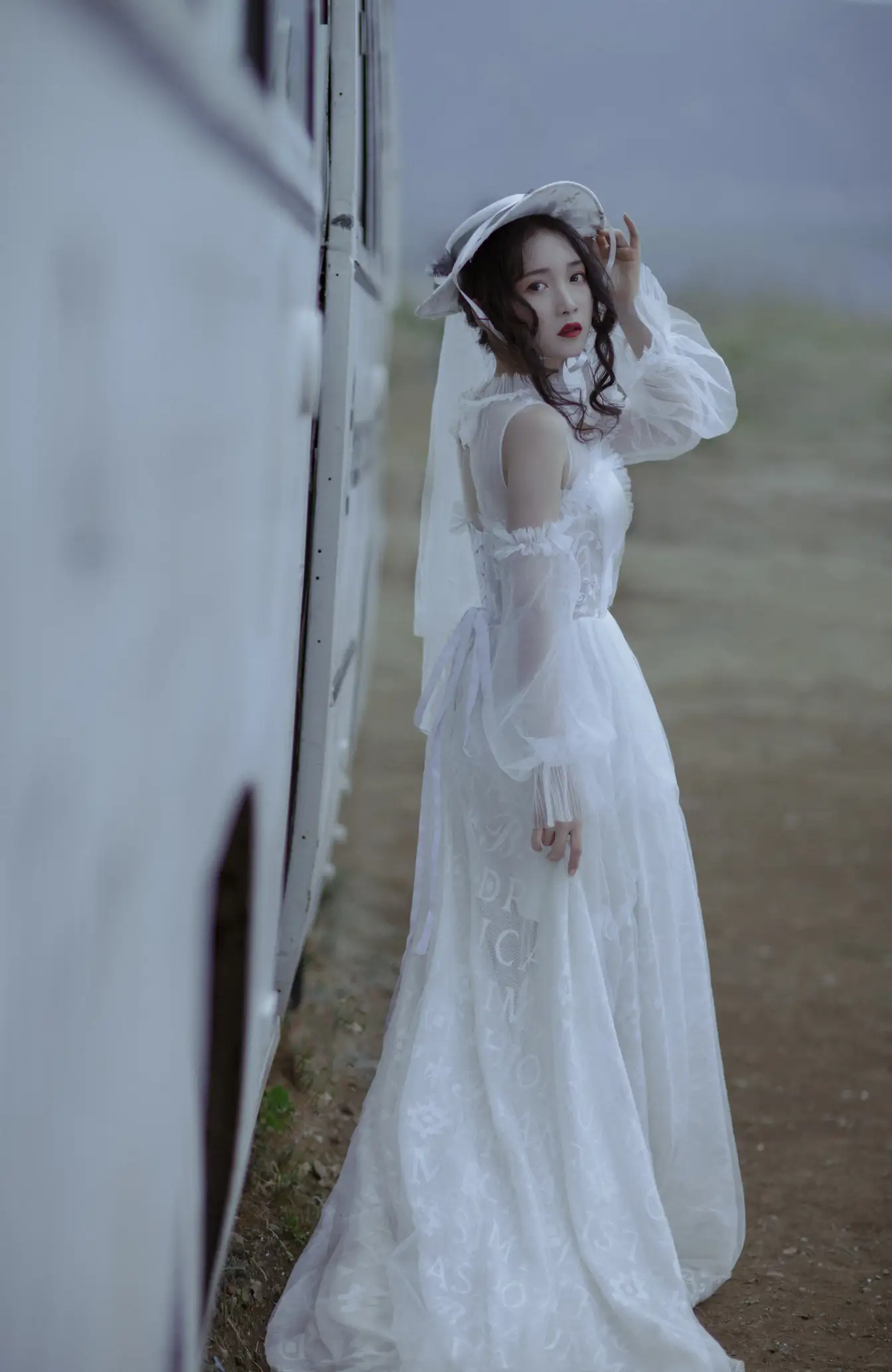 [艺图语] 2022.06.25 Vol.1289 – 为自己穿一次婚纱 月下桑小川#[33P]-3