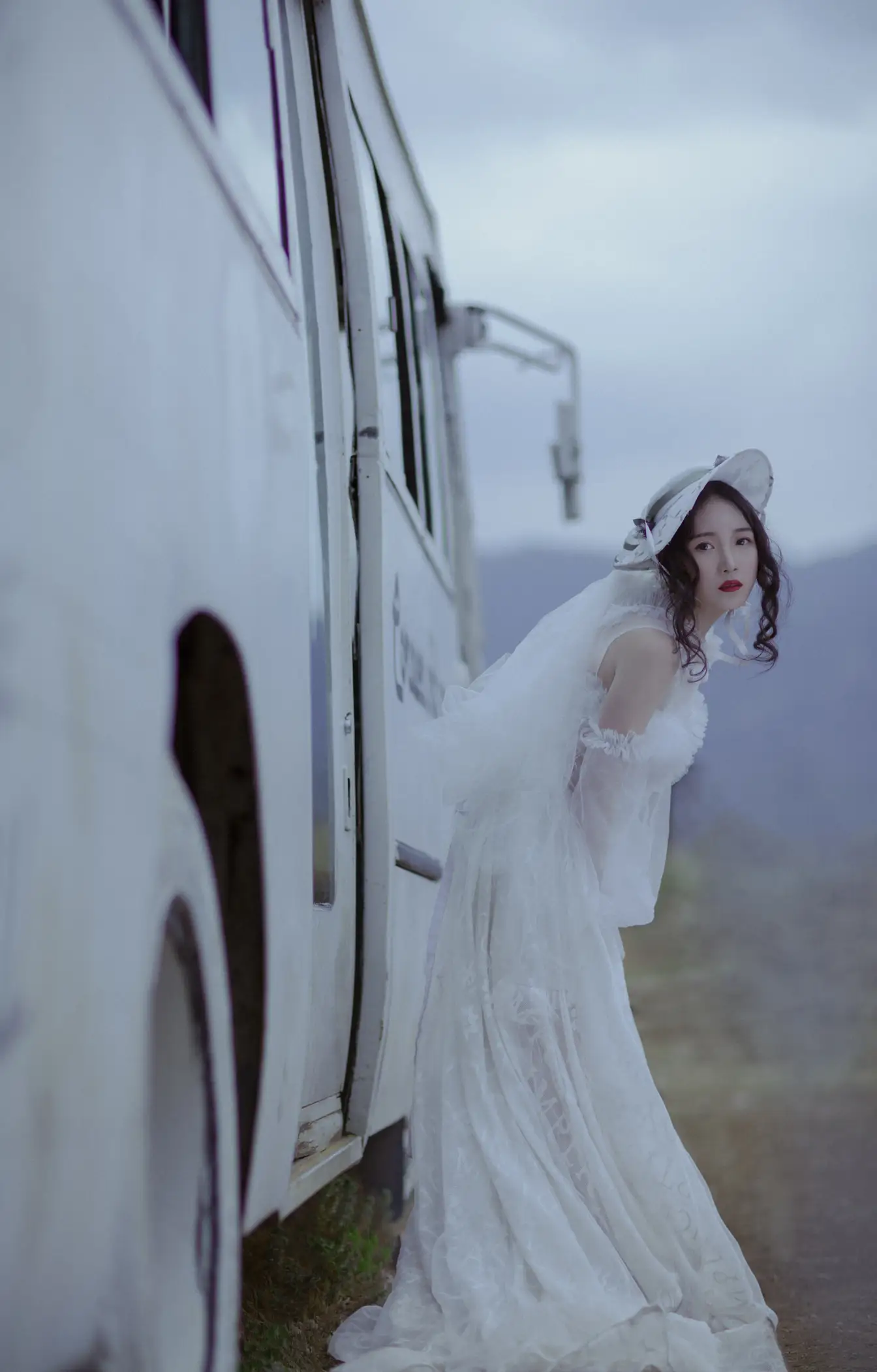 [艺图语] 2022.06.25 Vol.1289 – 为自己穿一次婚纱 月下桑小川#[33P]-6