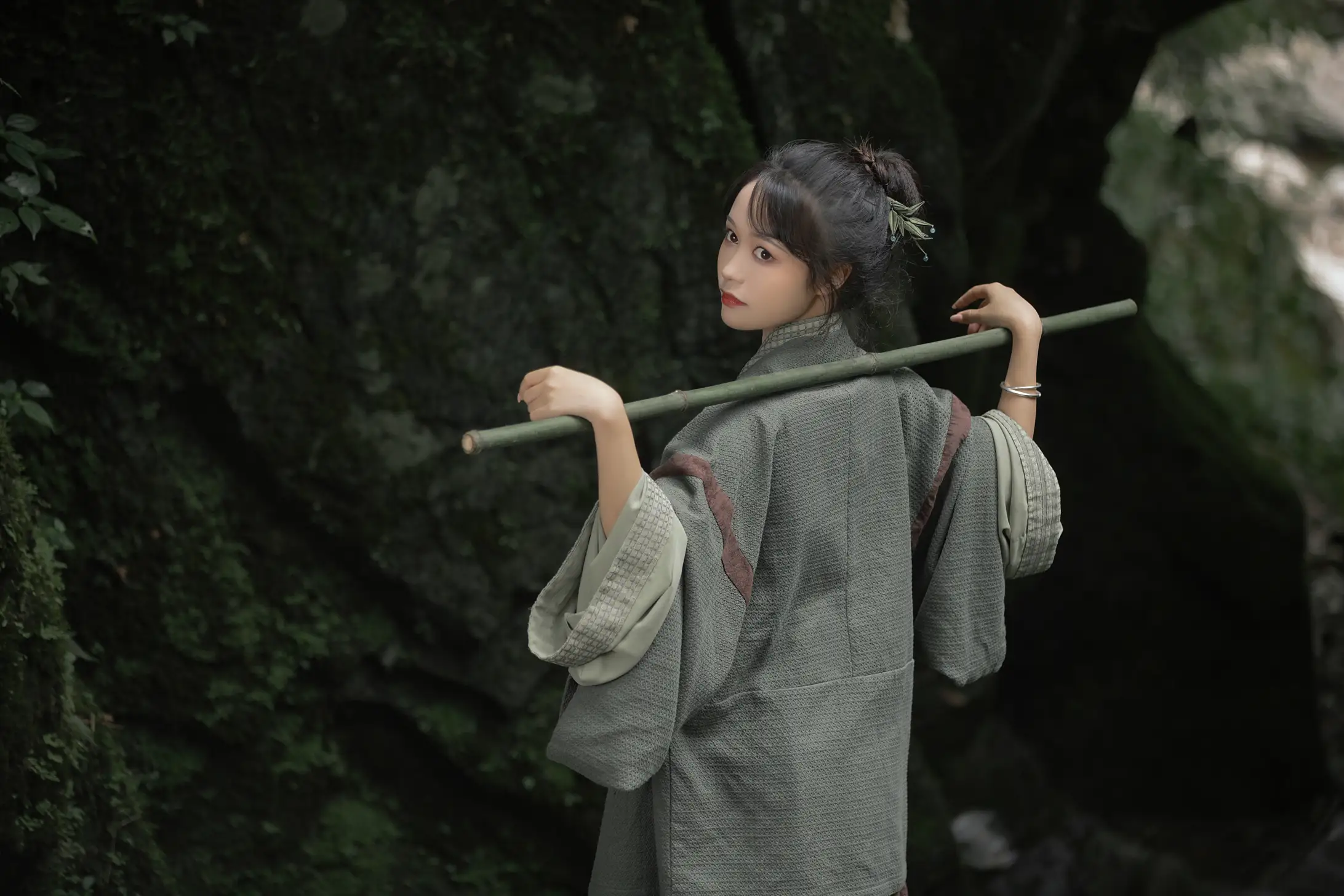 [艺图语] 2022.08.13 Vol.1695 – 上山 梨一依#[38P]-2
