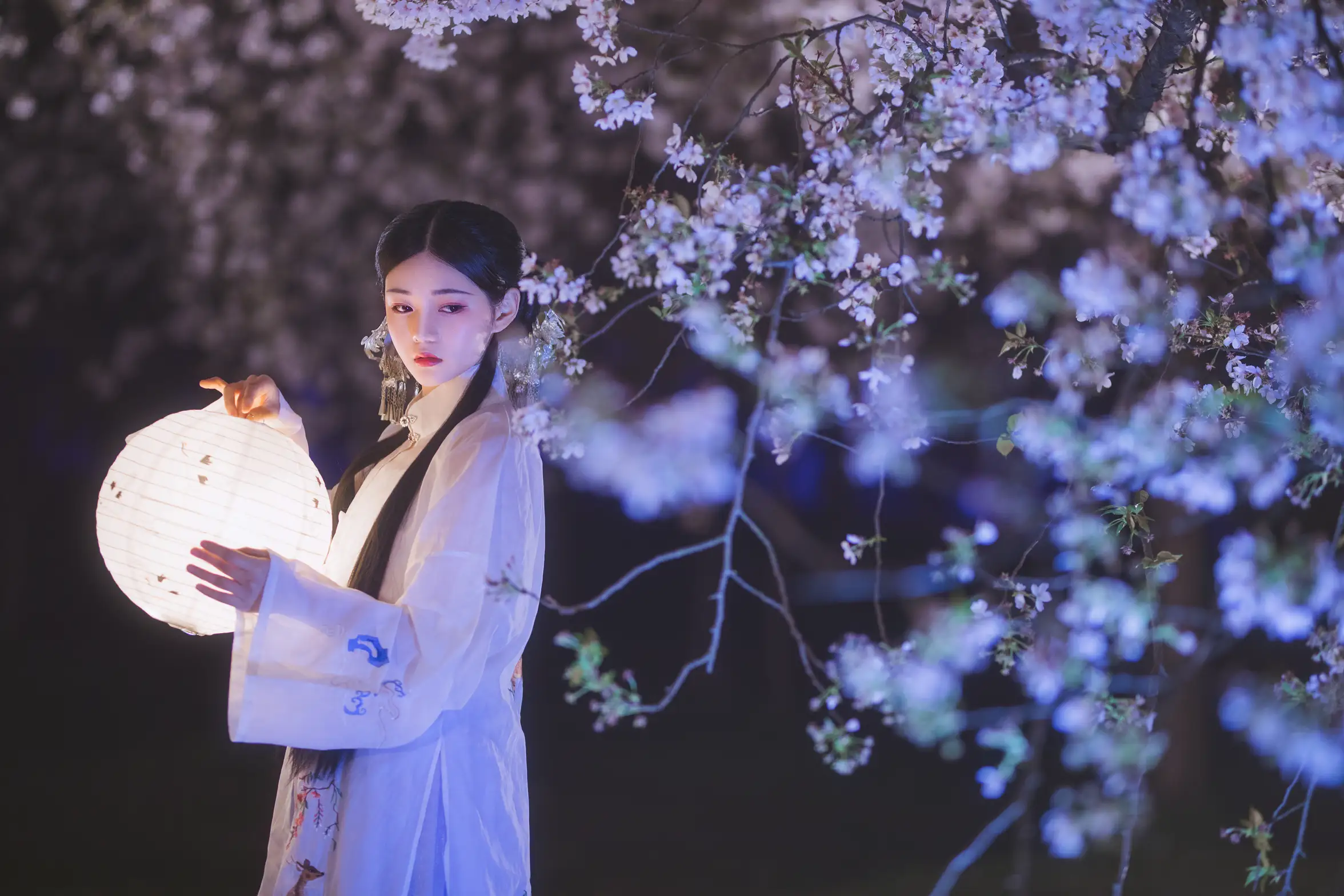 [艺图语] 2022.05.11 Vol.850 – 梦遣看花人 吴莹琨琨#[22P]-4