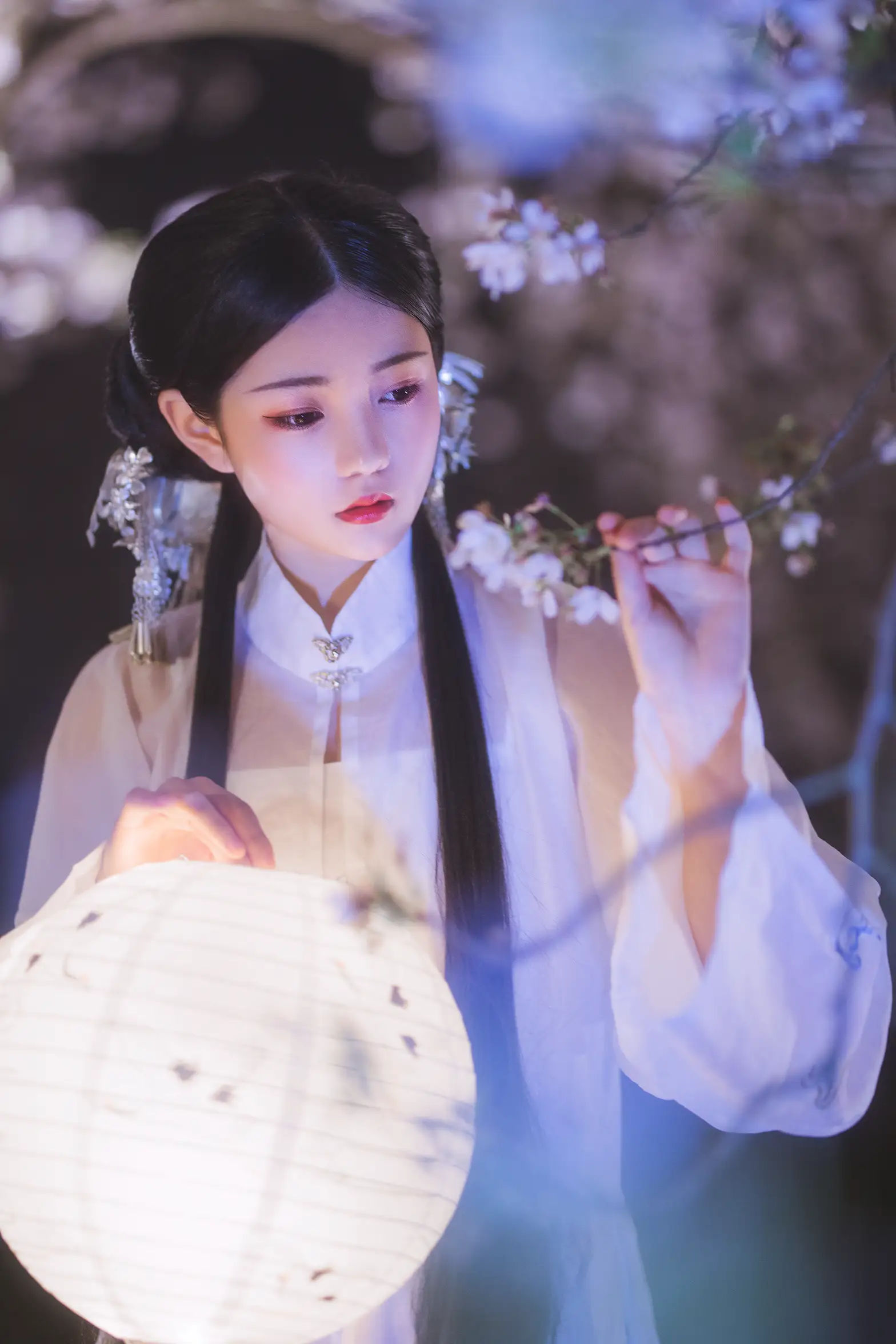 [艺图语] 2022.05.11 Vol.850 – 梦遣看花人 吴莹琨琨#[22P]-6