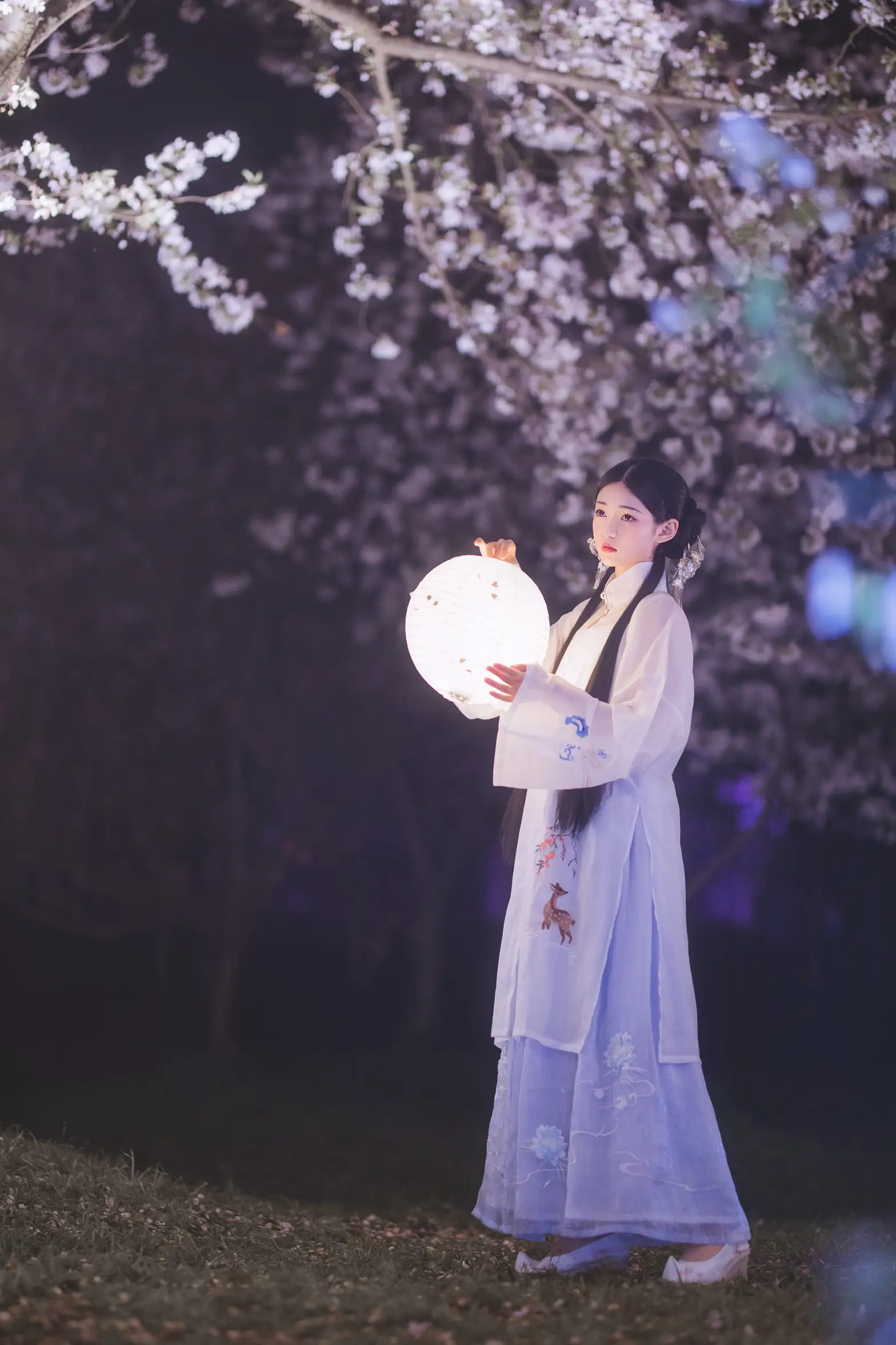 [艺图语] 2022.05.11 Vol.850 – 梦遣看花人 吴莹琨琨#[22P]-7