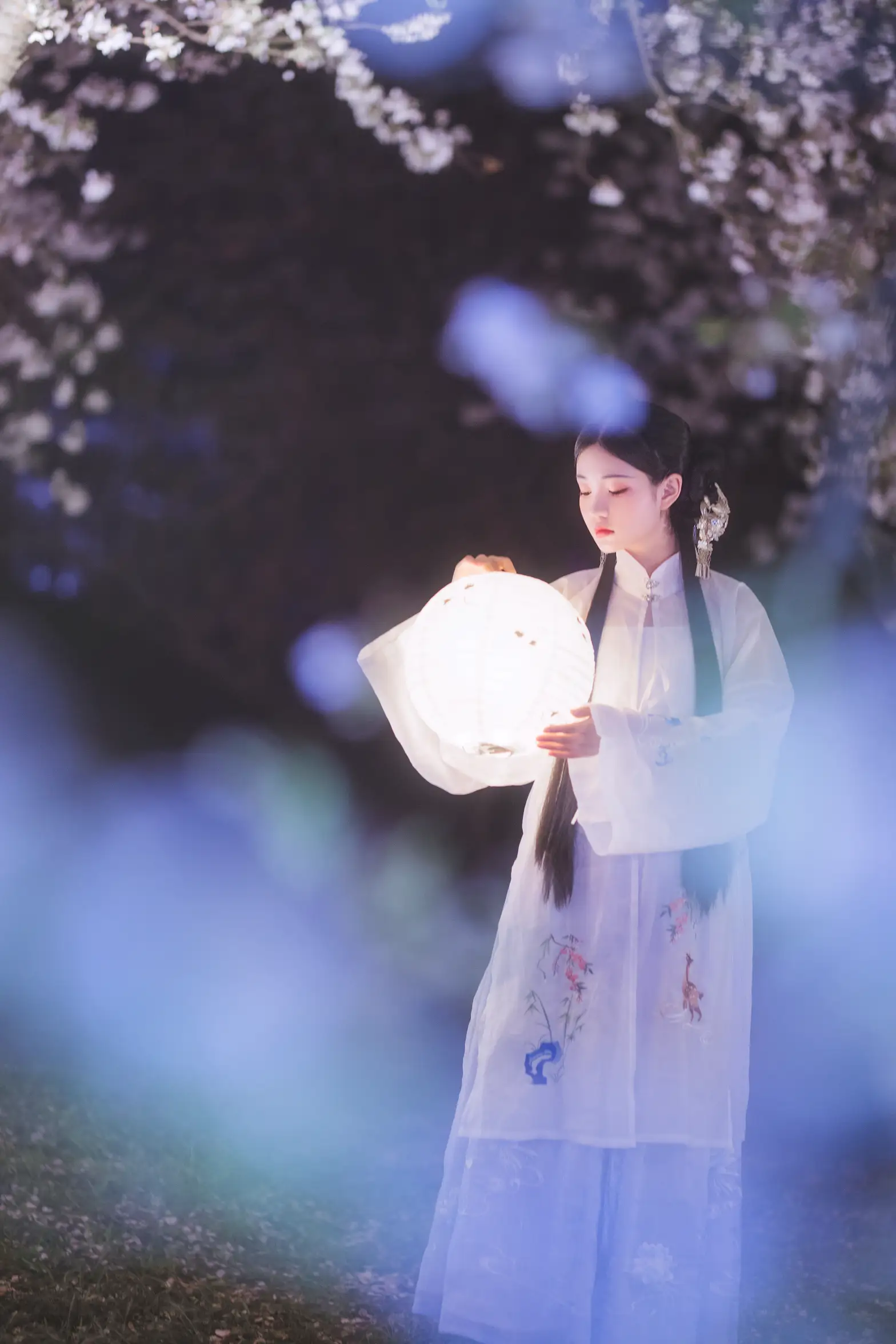 [艺图语] 2022.05.11 Vol.850 – 梦遣看花人 吴莹琨琨#[22P]-9