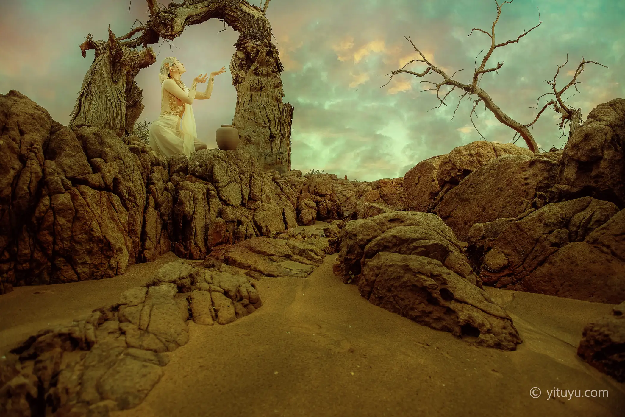 [艺图语] 2021.06.11 Vol.072 – 我的楼兰 陽兒#[33P]-5