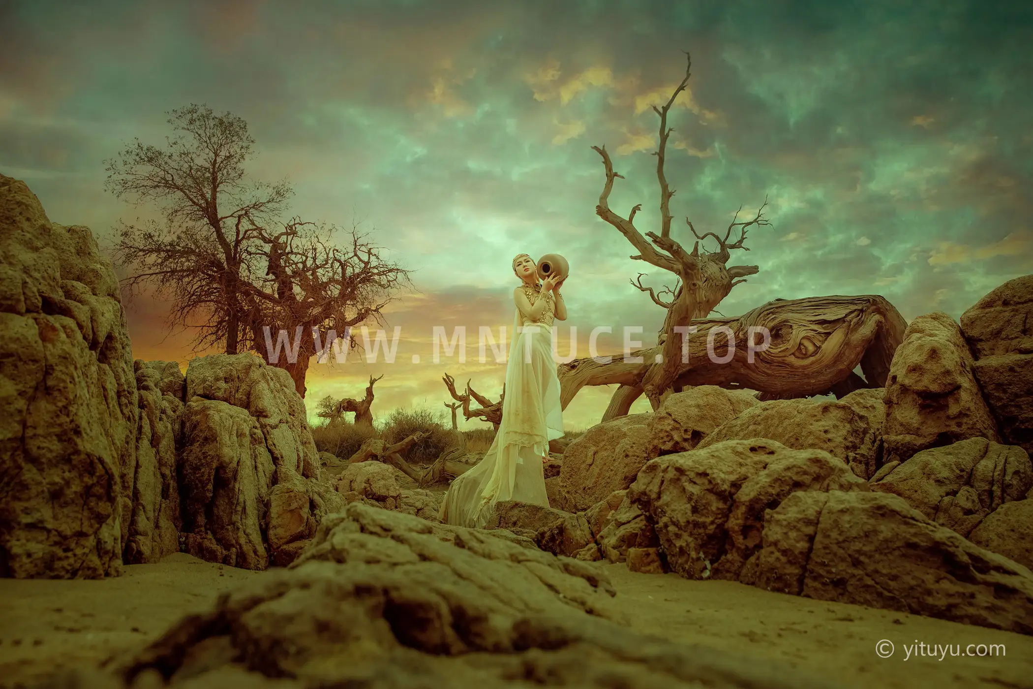 [艺图语] 2021.06.11 Vol.072 – 我的楼兰 陽兒#[33P]-8