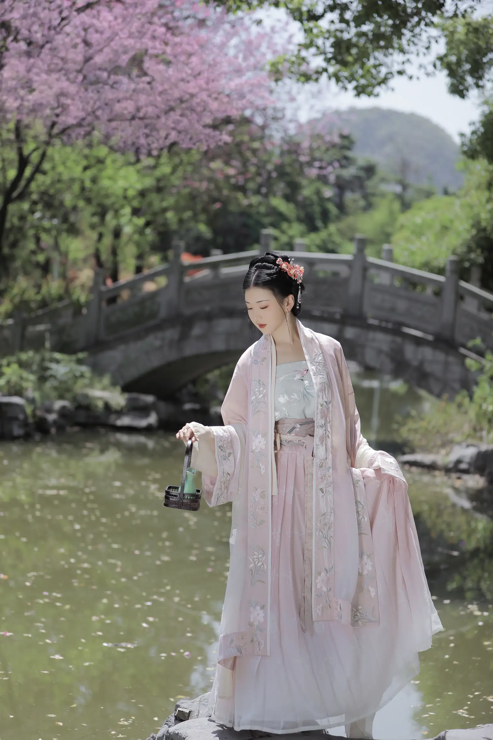 [艺图语] 2022.06.03 Vol.1070 – 落花风 酸辣湯兒#[27P]-5