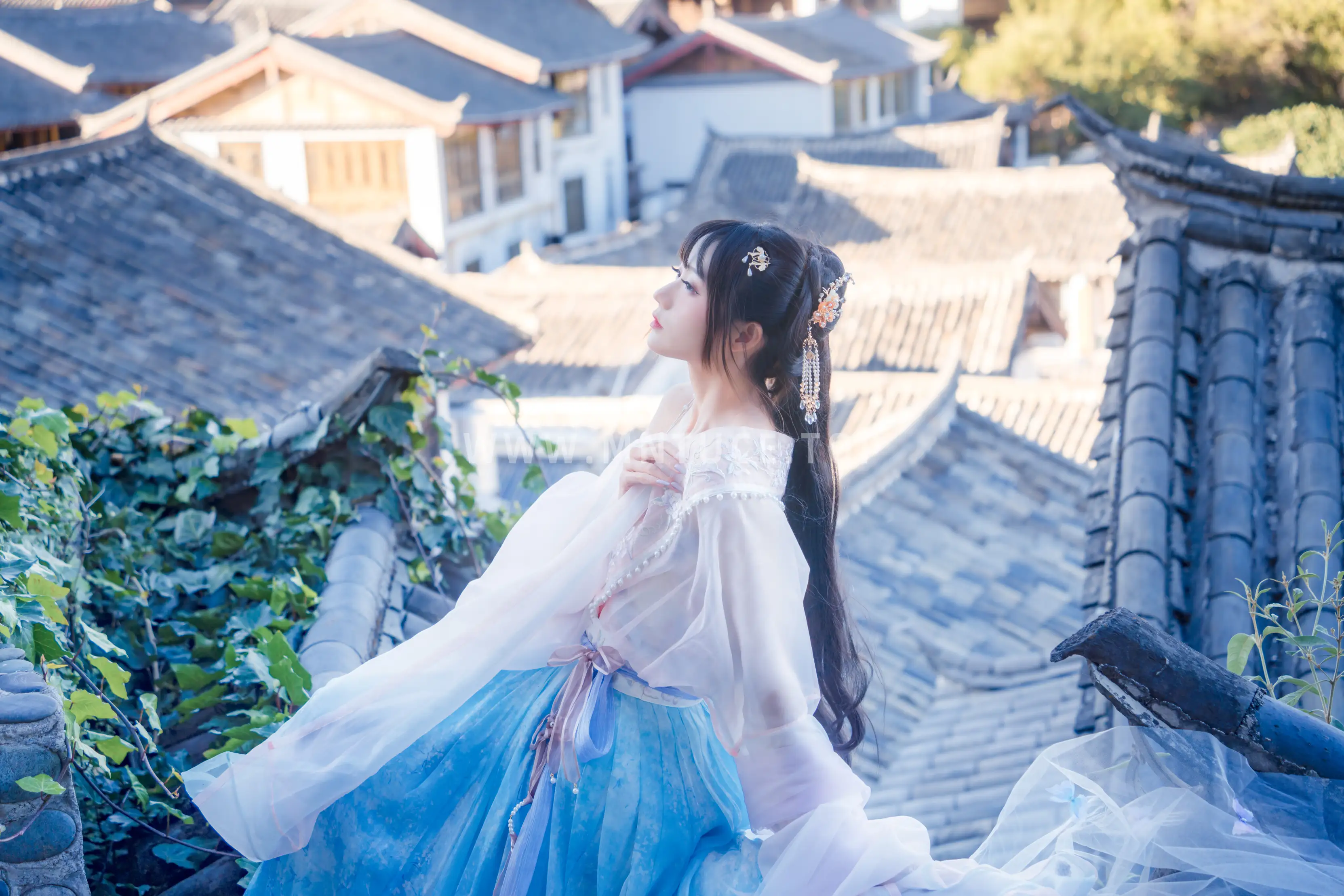 [艺图语] 2022.05.14 Vol.878 – 丽江屋顶 兔子Zzz不吃胡萝卜#[23P]-10
