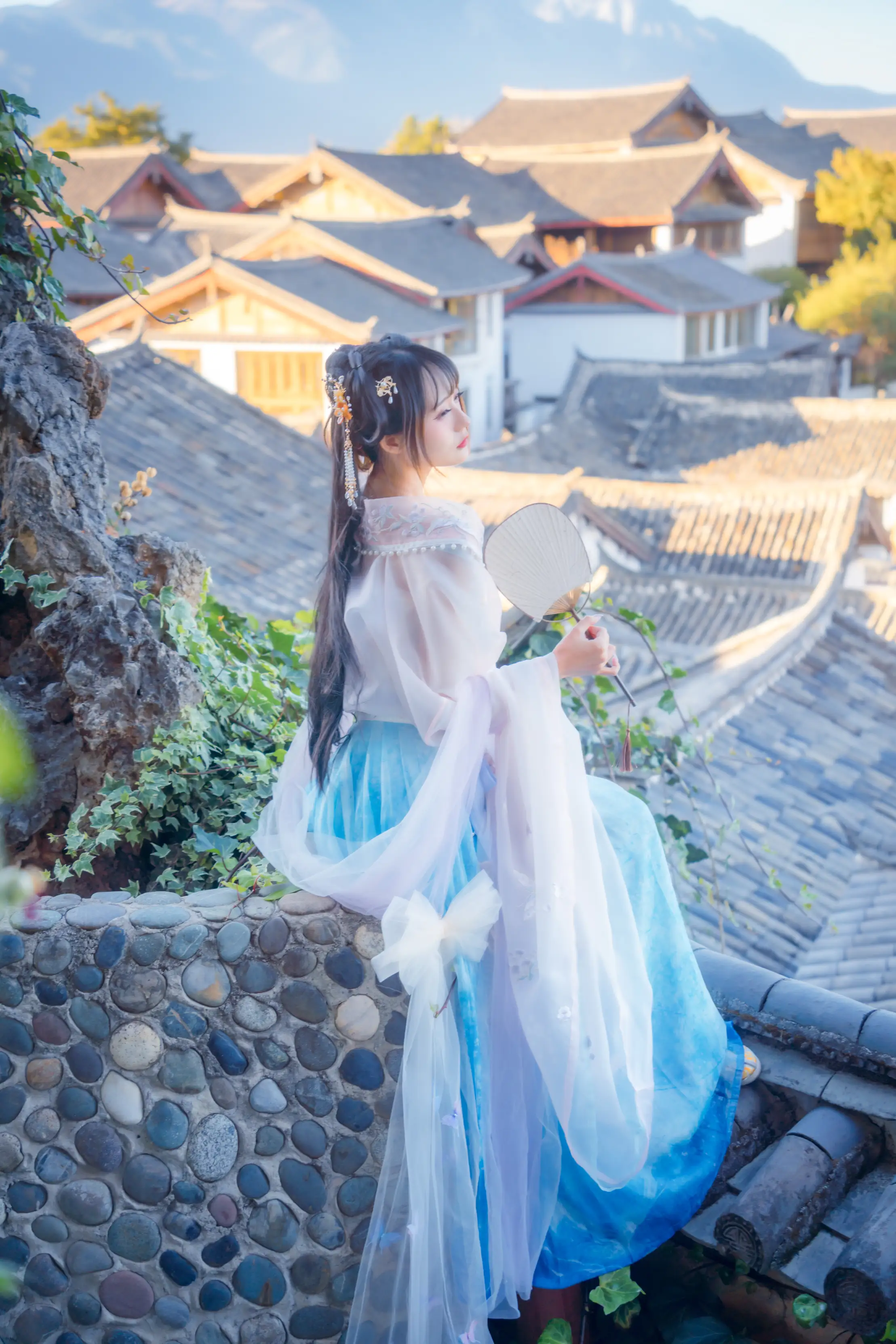 [艺图语] 2022.05.14 Vol.878 – 丽江屋顶 兔子Zzz不吃胡萝卜#[23P]-4