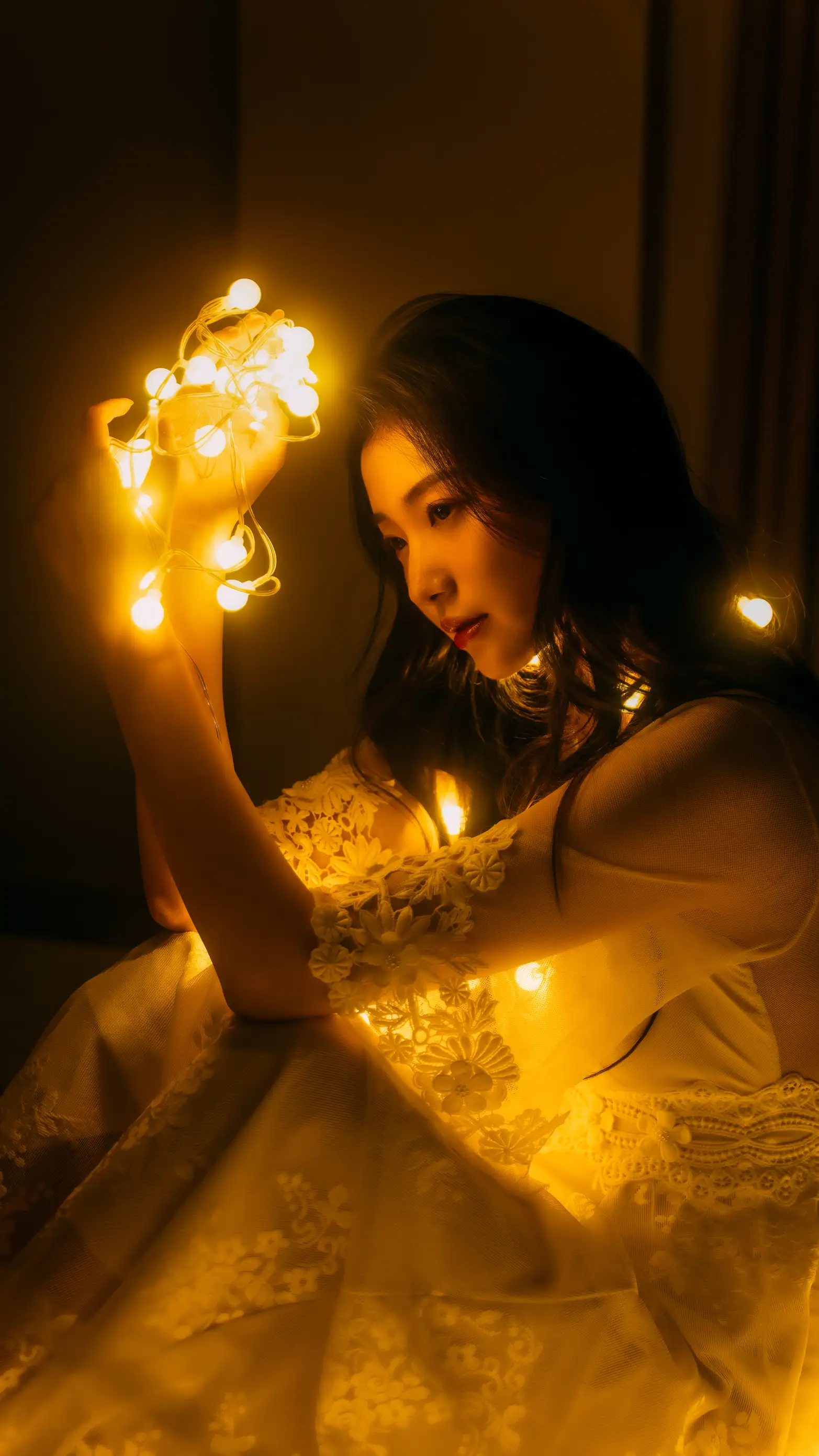 [艺图语] 2022.05.13 Vol.870 – 微光美人 麻花#[47P]-1