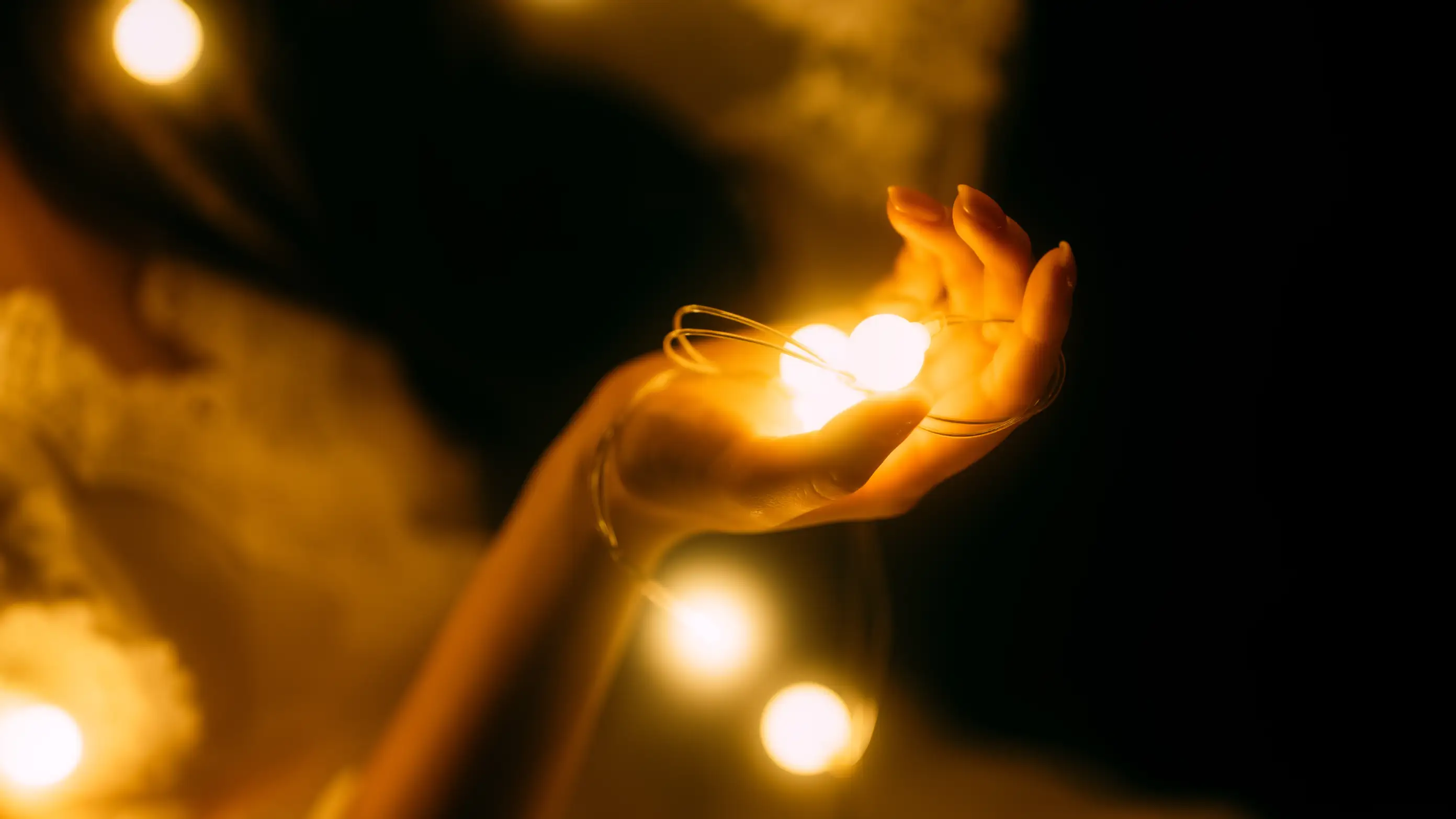 [艺图语] 2022.05.13 Vol.870 – 微光美人 麻花#[47P]-3