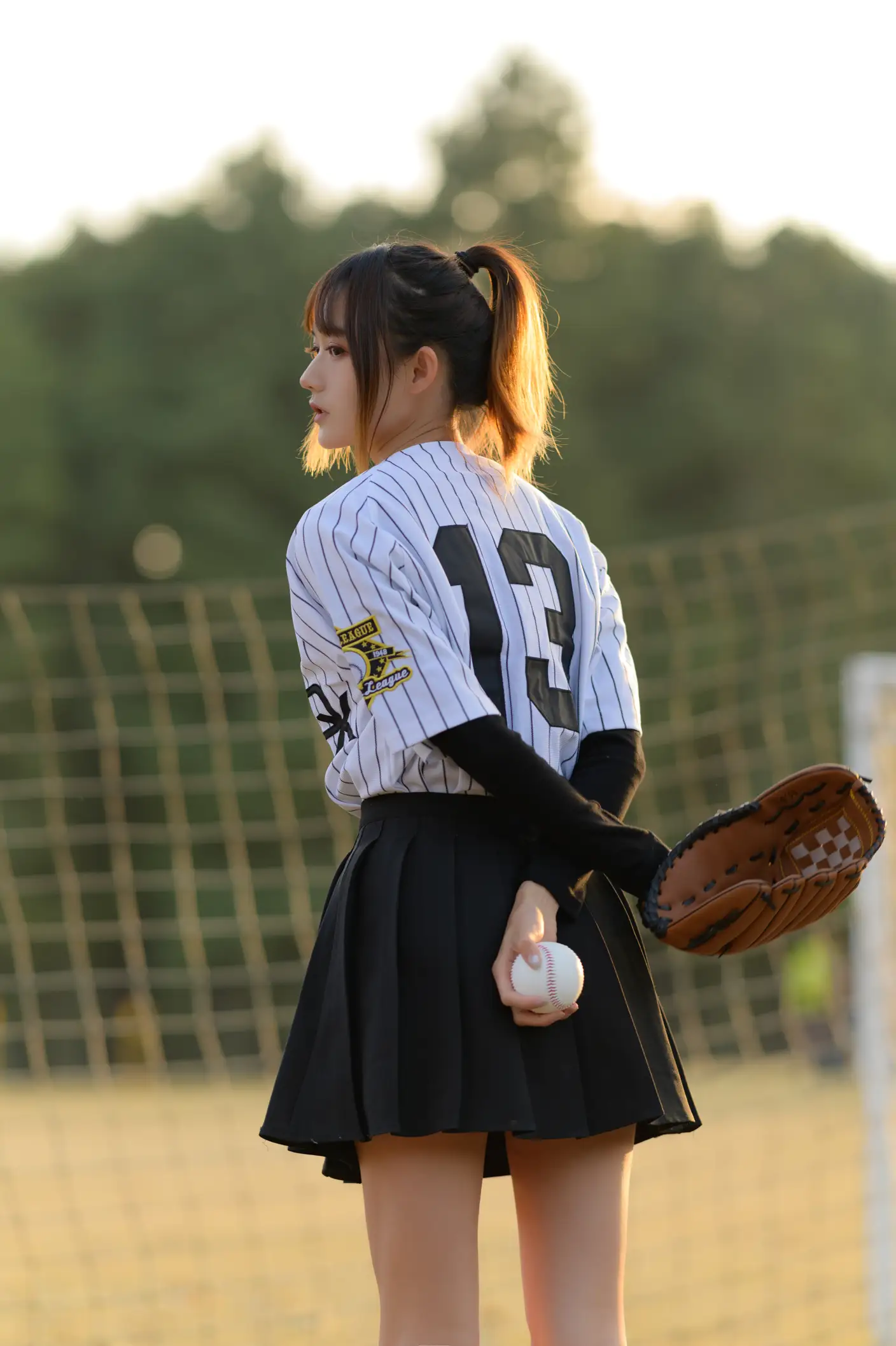 [艺图语] 2022.07.07 Vol.1401 – 棒球少女 兔子Zzz不吃胡萝卜#[37P]-4