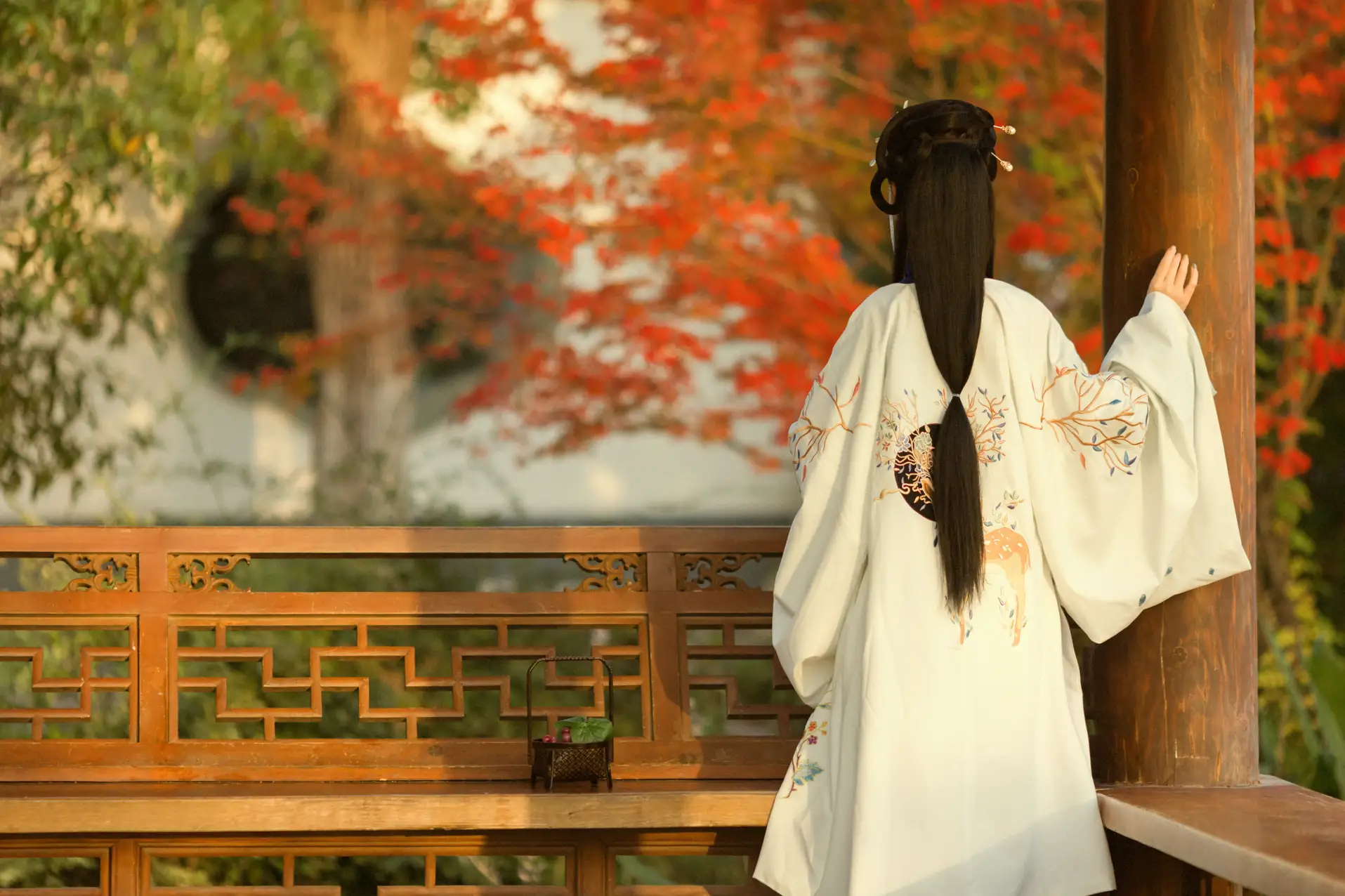 [艺图语] 2021.09.01 Vol.207 – 丹枫入秋 门门#[28P]-10