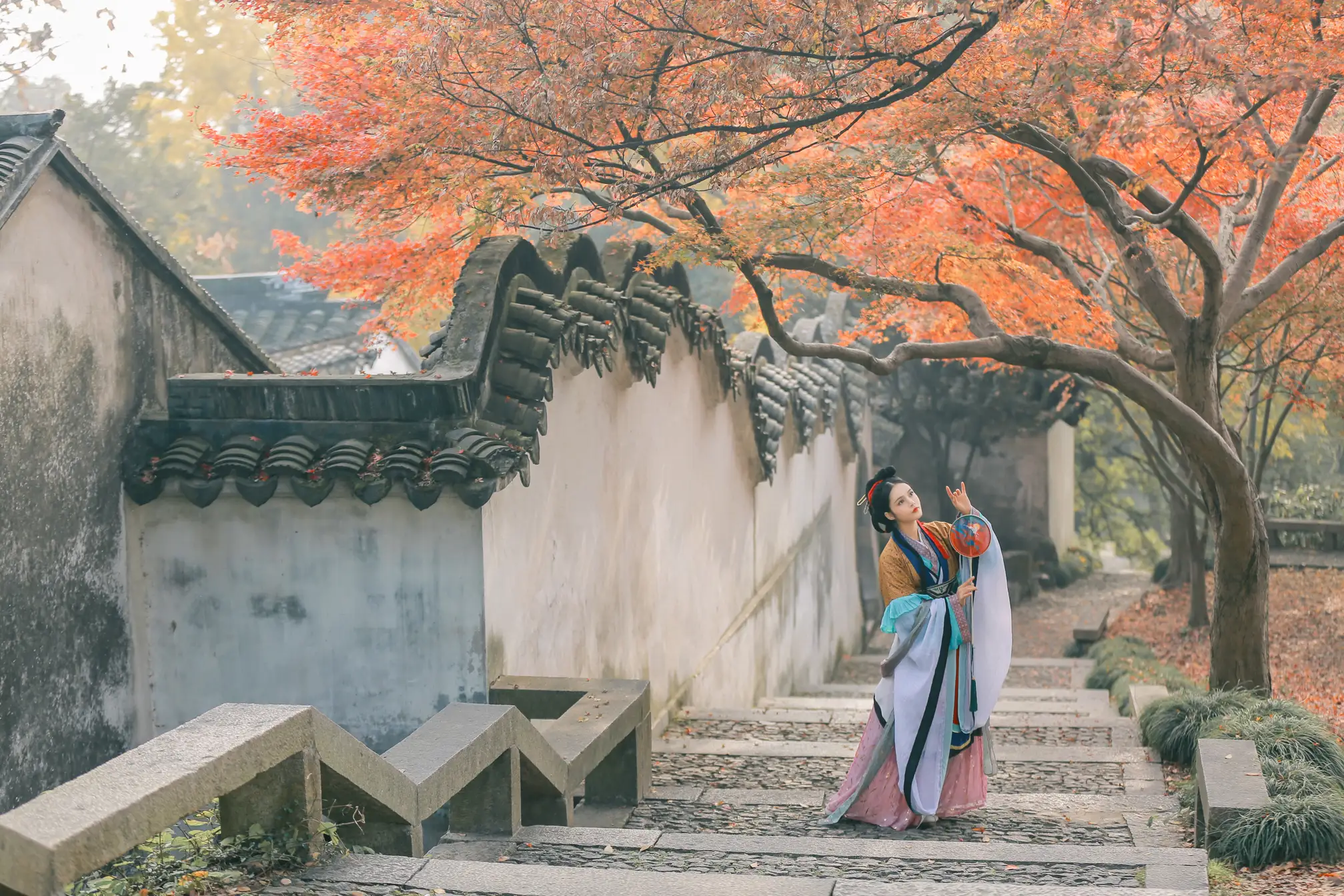 [艺图语] 2022.07.26 Vol.1538 – 愁红 溪木若颖#[25P]-10