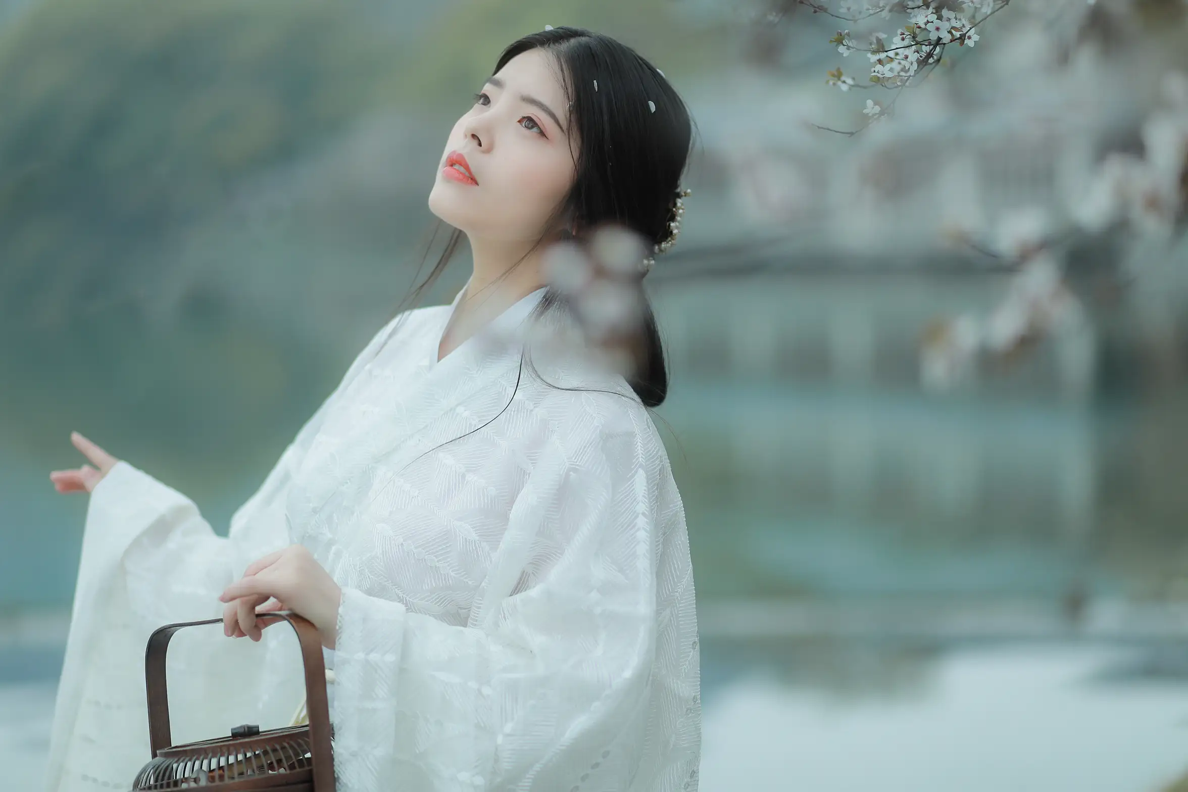 [艺图语] 2021.12.31 Vol.564 – 杏花雨 晚晚#[21P]-1