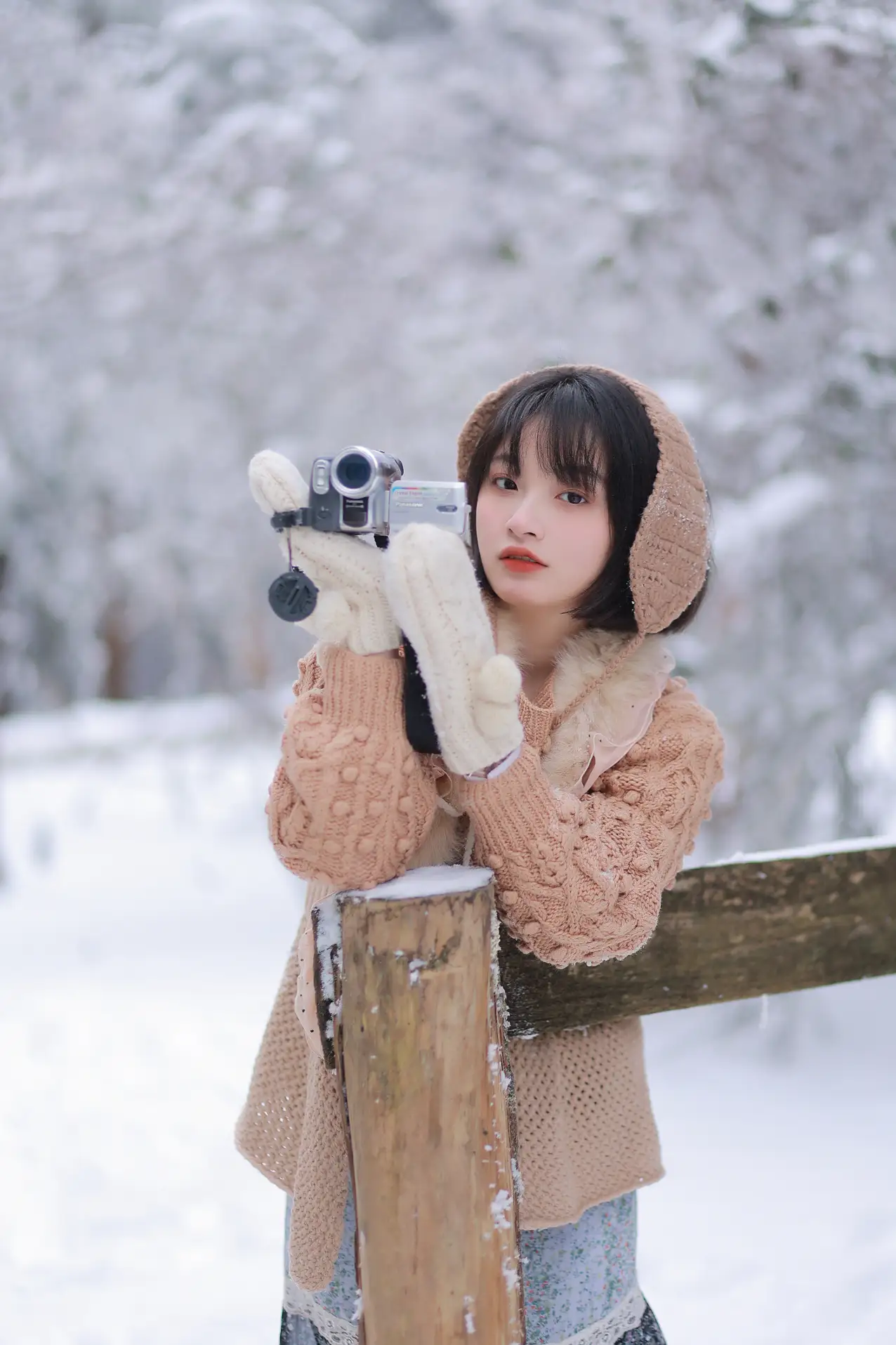 [艺图语] 2022.09.17 Vol.1970 – 嘿，一起来玩雪。 耳元在减肥#[26P]-3