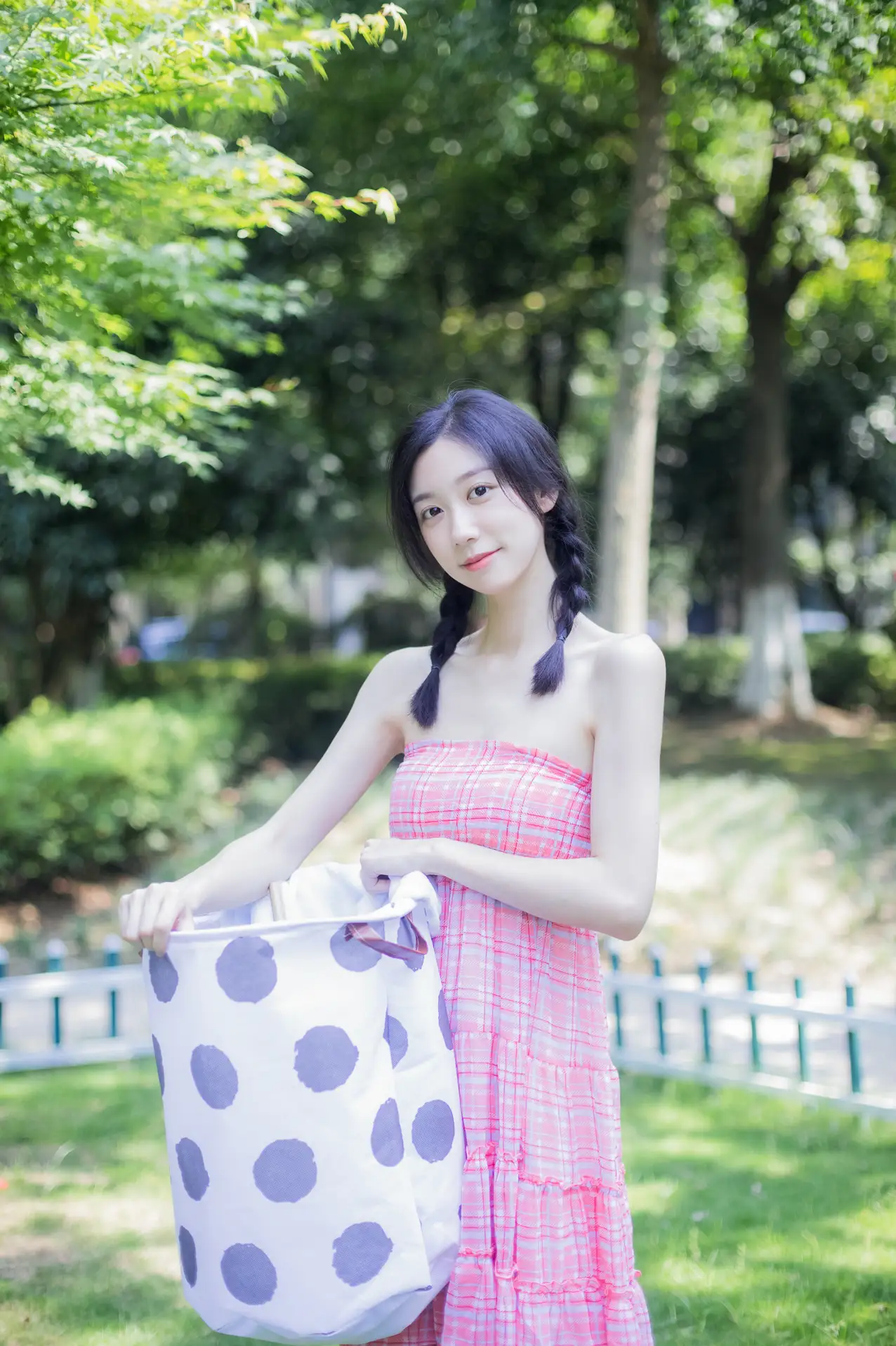 [艺图语] 2022.07.19 Vol.1520 – 今日天气晴 饲猫少女 饲猫少女-#[42P]-5