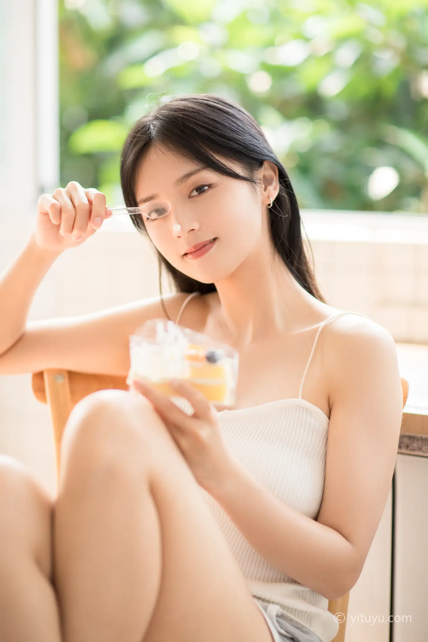 [艺图语] 2021.05.31 Vol.064 – 爱与光 雨文#[26P]-1