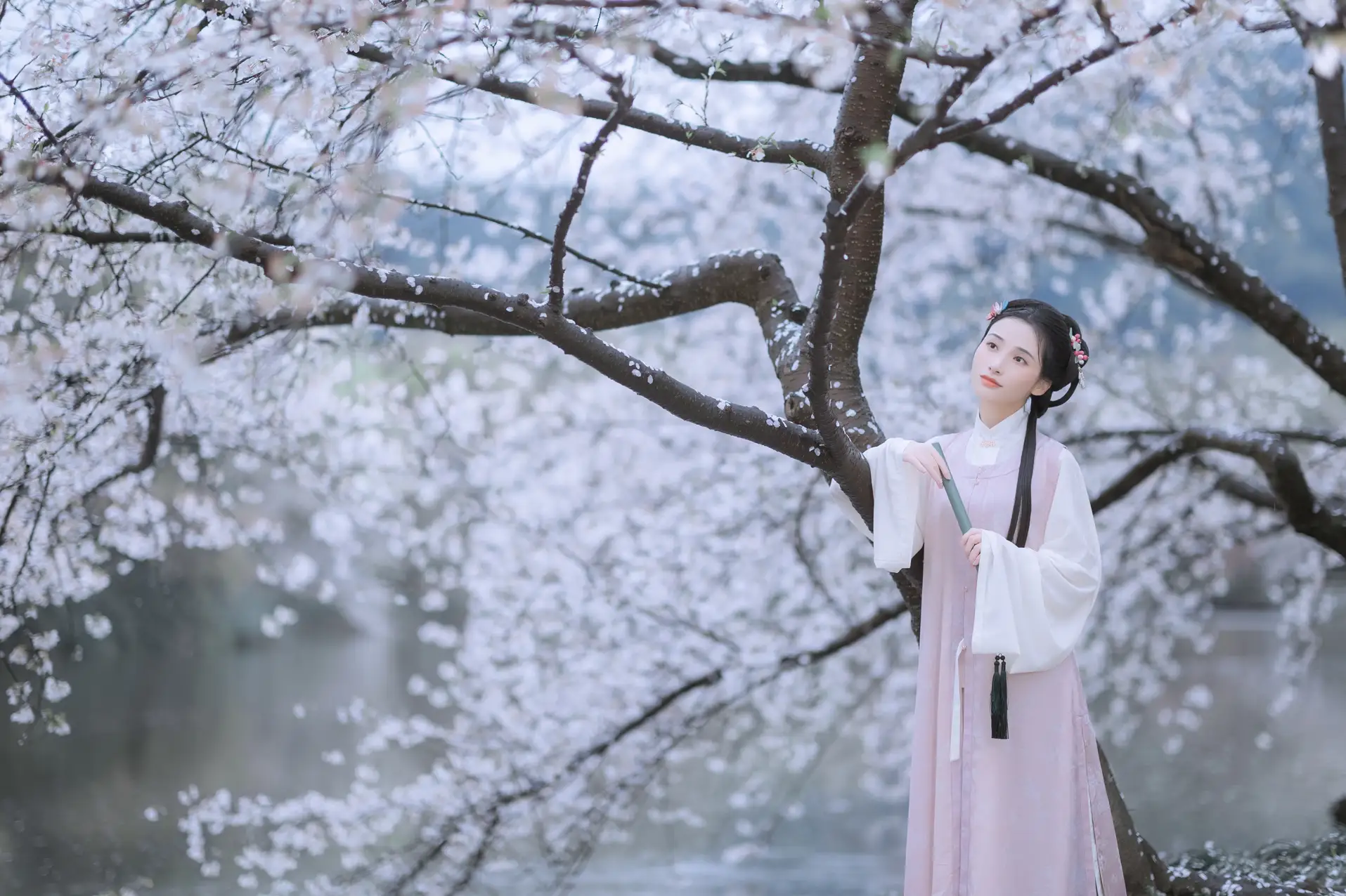 [艺图语] 2022.05.25 Vol.0984 – 雨樱花 眸小妖#[46P]-8