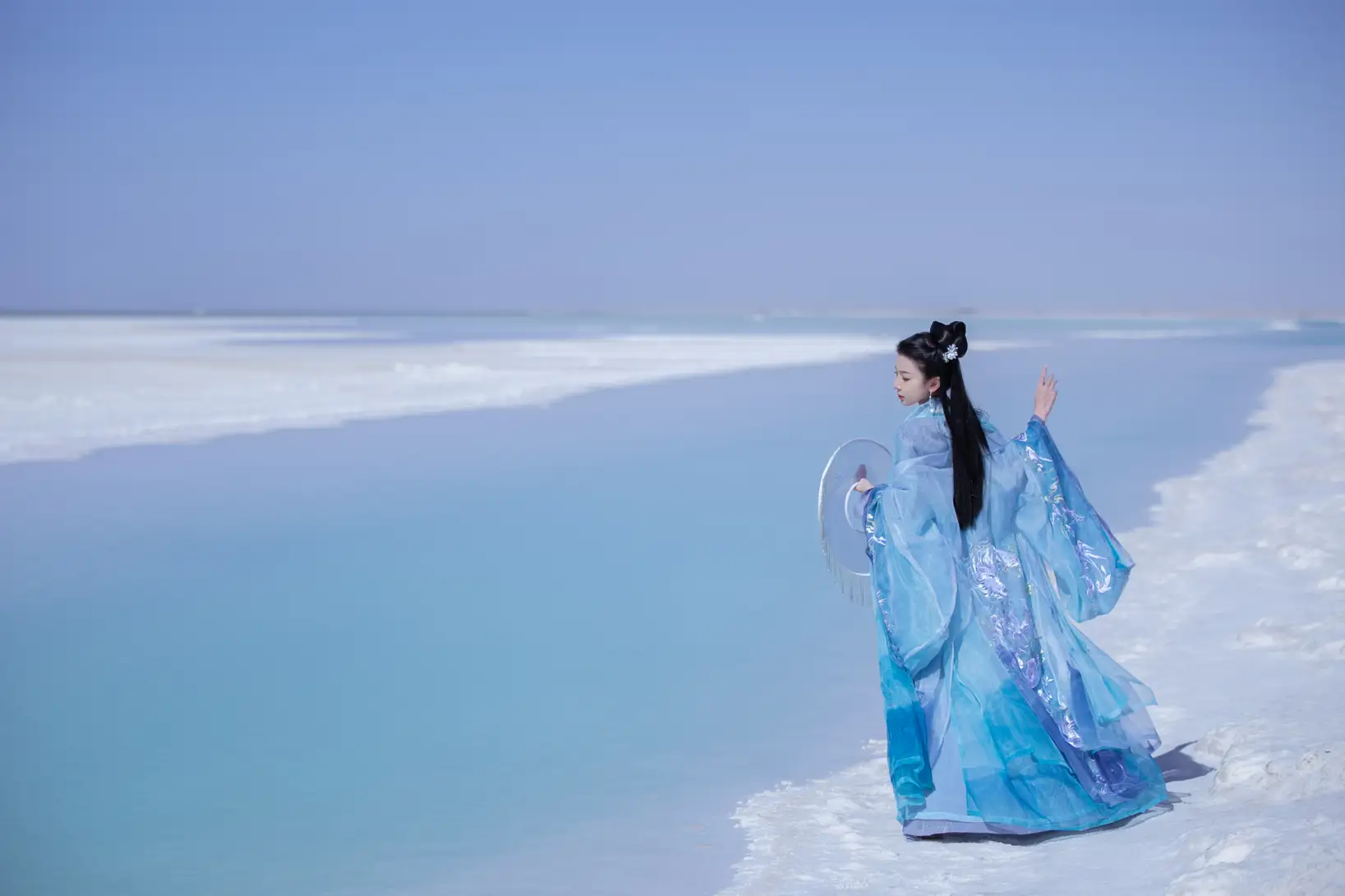 [艺图语] 2022.08.13 Vol.1693 – 风铃响，故人归 小猫里奈#[22P]-10