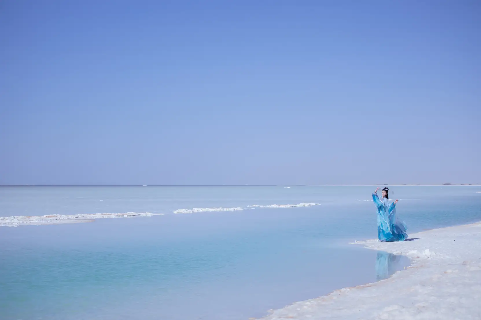 [艺图语] 2022.08.13 Vol.1693 – 风铃响，故人归 小猫里奈#[22P]-2