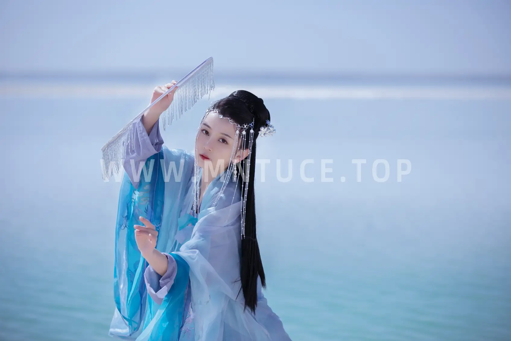 [艺图语] 2022.08.13 Vol.1693 – 风铃响，故人归 小猫里奈#[22P]-8