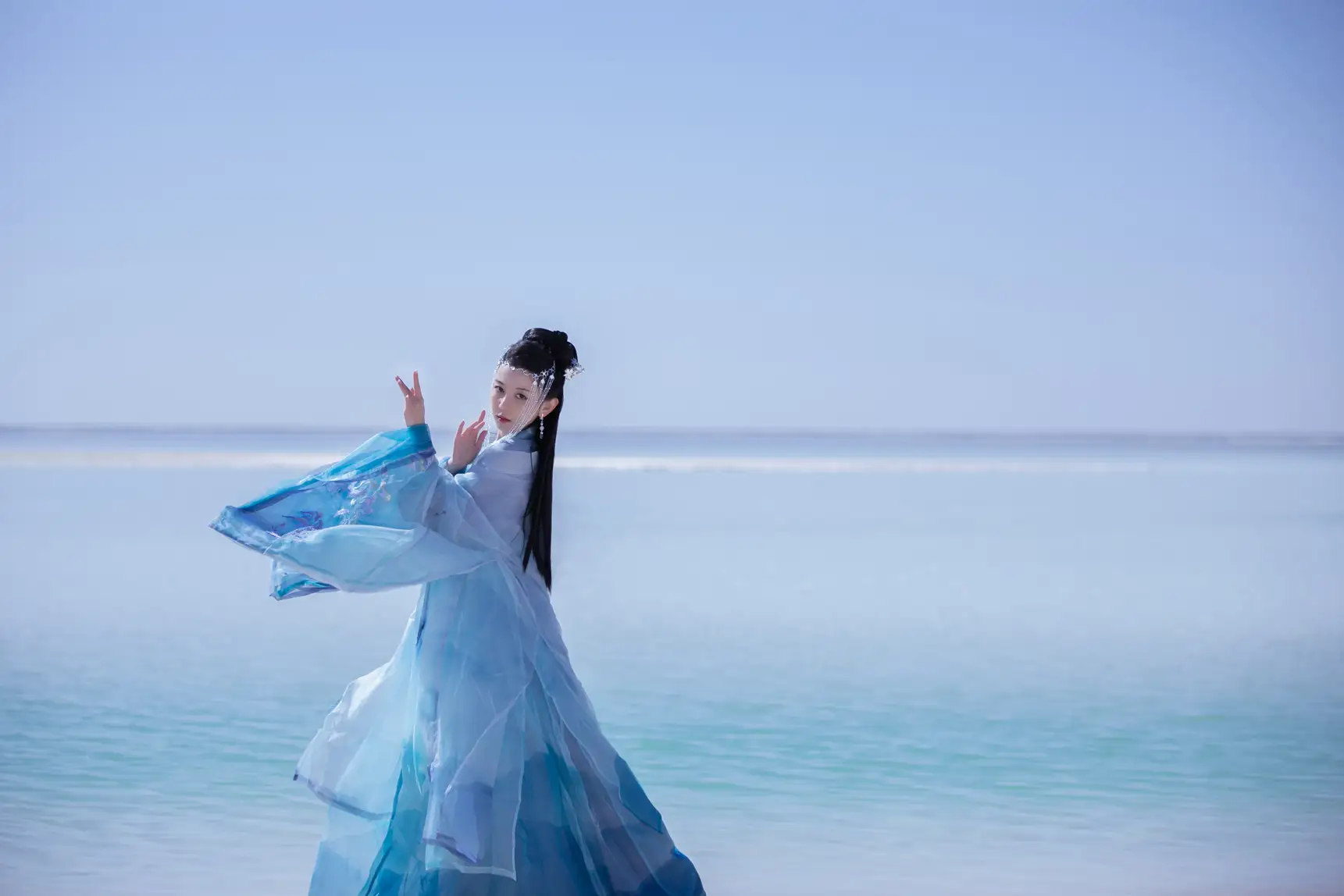 [艺图语] 2022.08.13 Vol.1693 – 风铃响，故人归 小猫里奈#[22P]-10