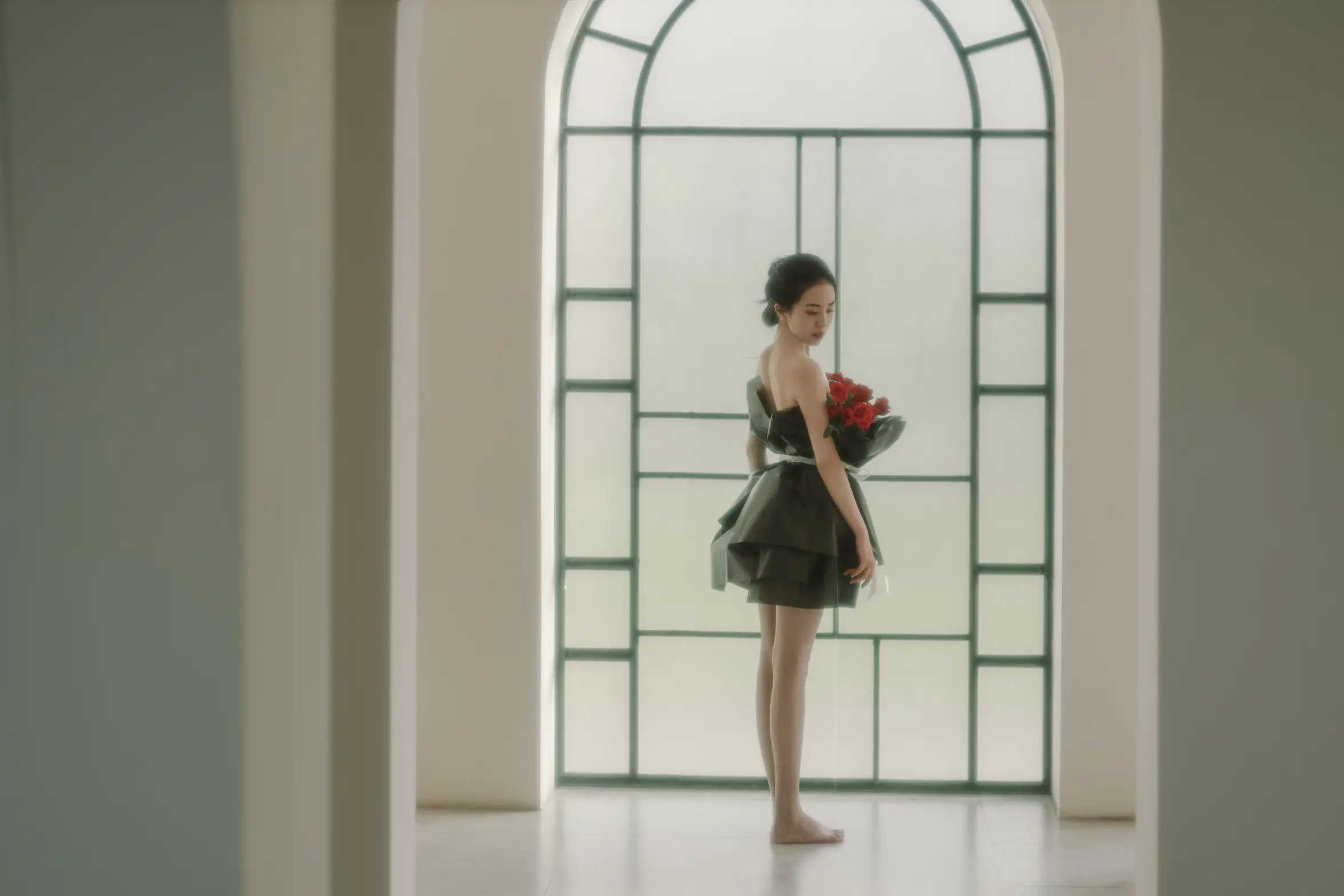 [艺图语] 2022.08.07 Vol.1644 – 红玫瑰 小朱#[34P]-2