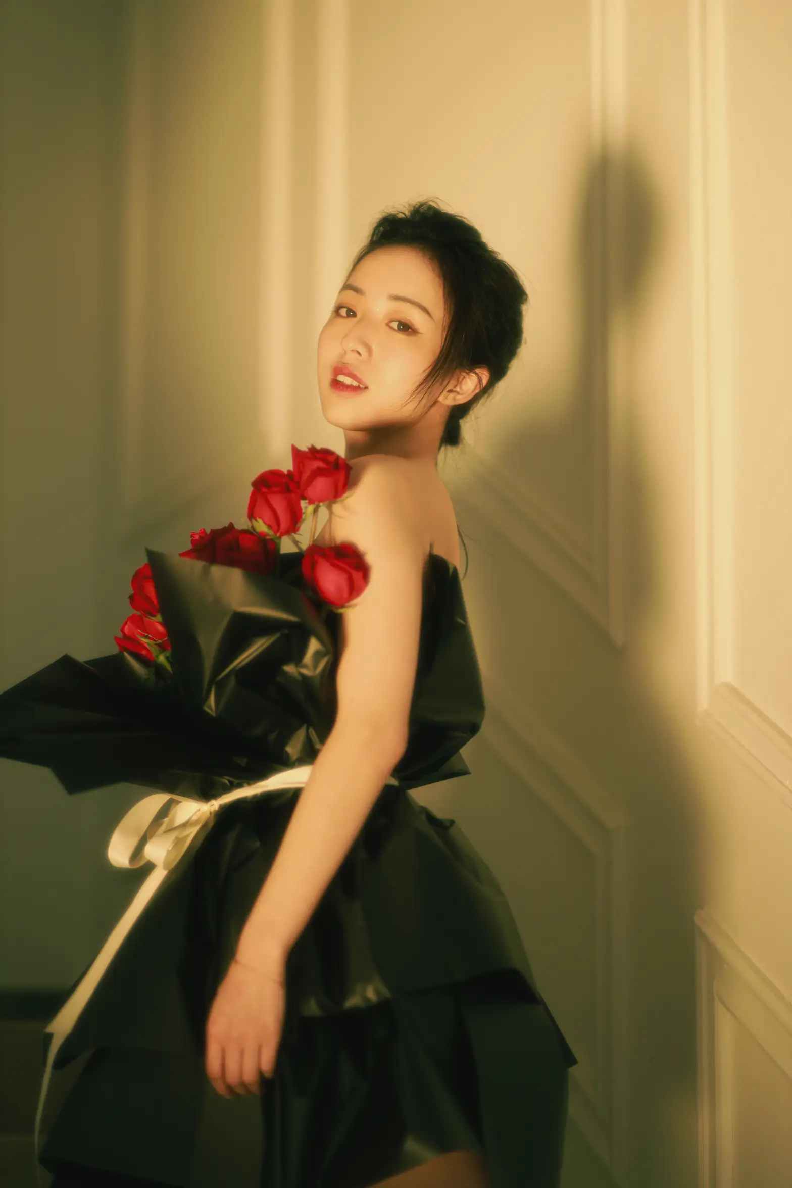 [艺图语] 2022.08.07 Vol.1644 – 红玫瑰 小朱#[34P]-9