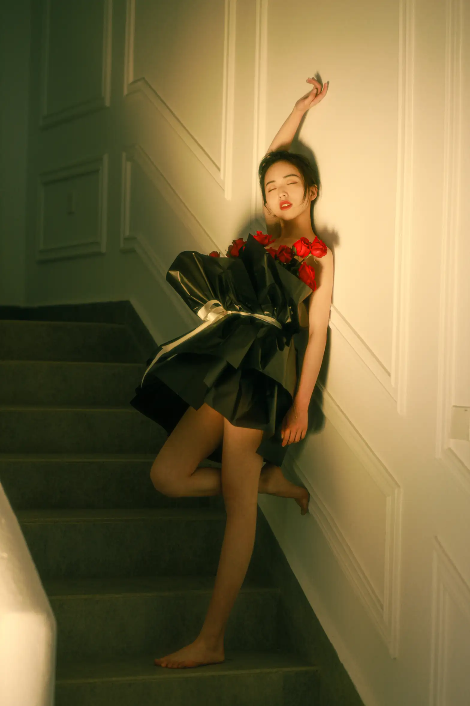 [艺图语] 2022.08.07 Vol.1644 – 红玫瑰 小朱#[34P]-10