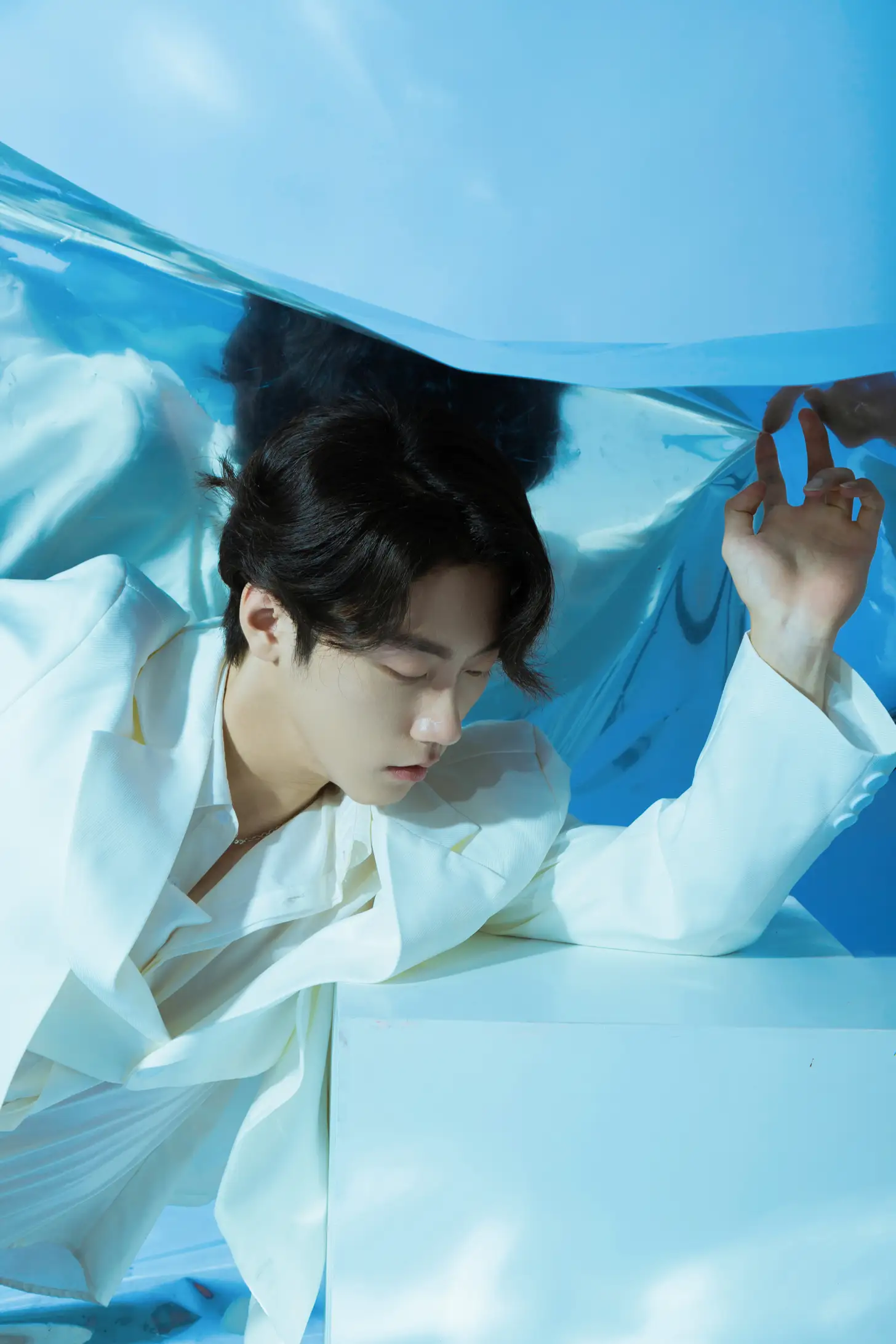 [艺图语] 2022.08.06 Vol.1637 – 海底 温柔的朱朱#[24P]-2