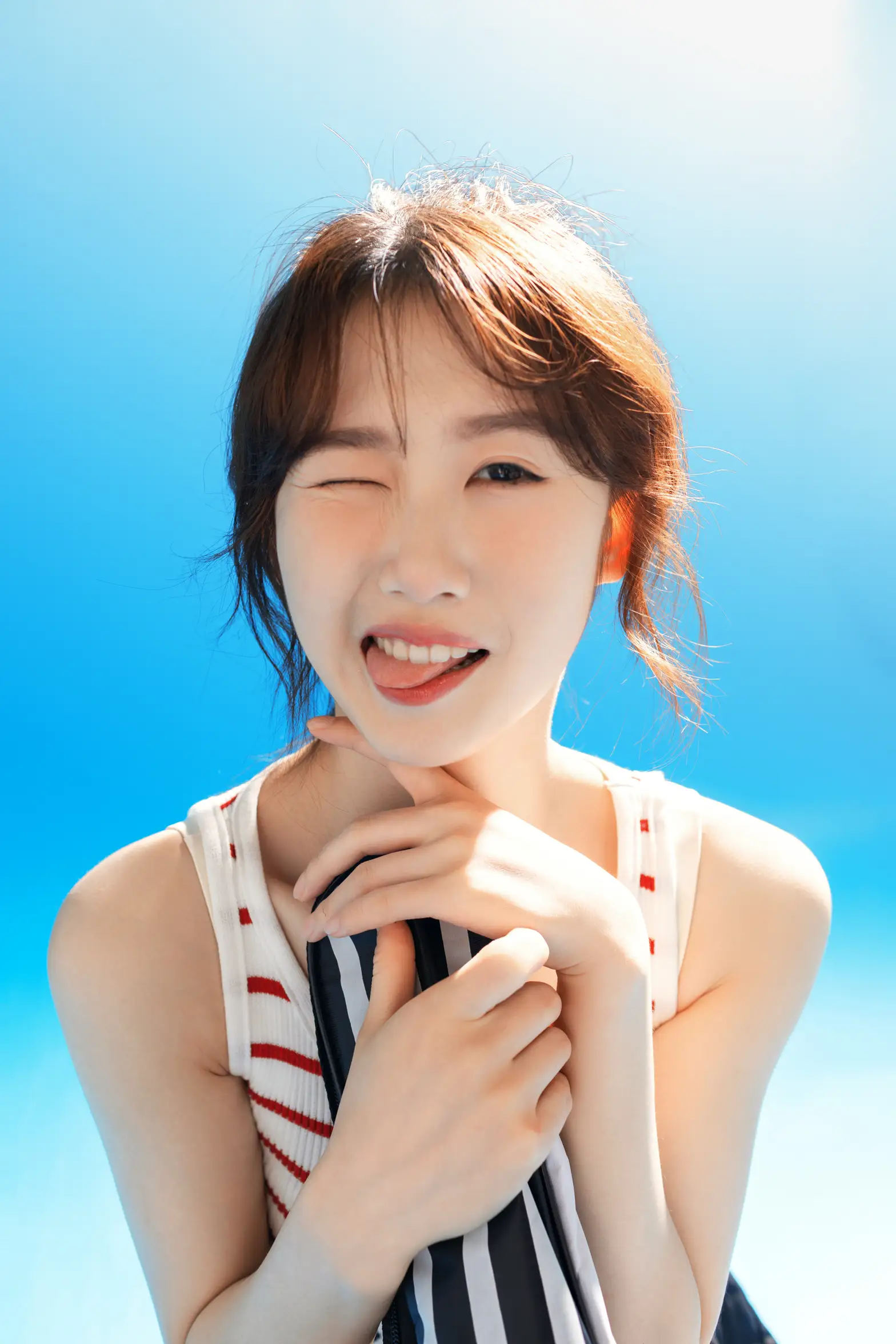 [艺图语] 2022.07.31 Vol.1593 – 一场网球 佩佩#[22P]-2