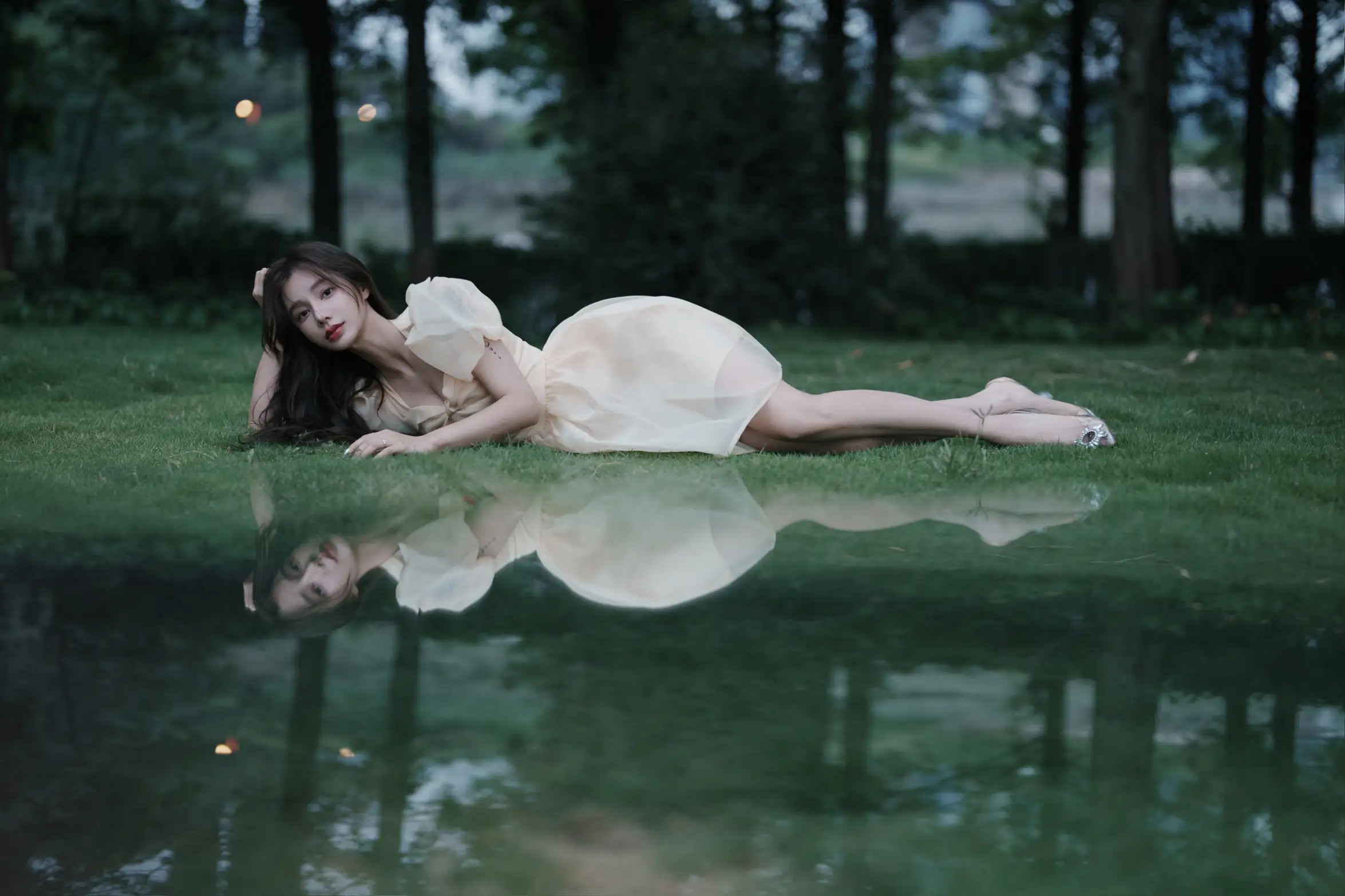 [艺图语] 2022.07.16 Vol.1498 – 阴雨天，森林里的精灵 姝雯同学#[62P]-2